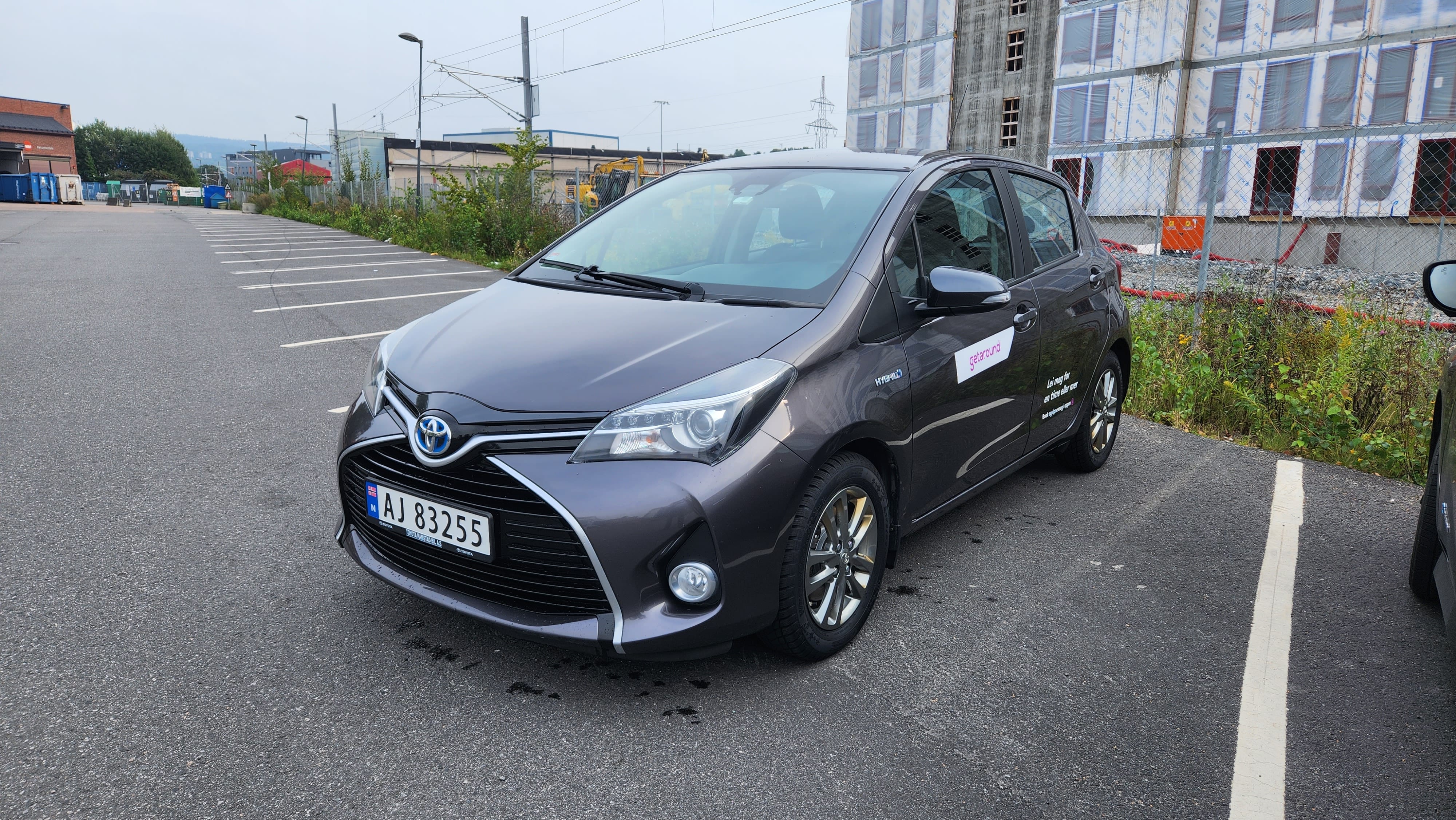 Toyota Yaris Hybrid 1,5 Bensin/Hybrid, Automat, 2015, Blyfri 95 / Elektrisk (hybrid), automatisk