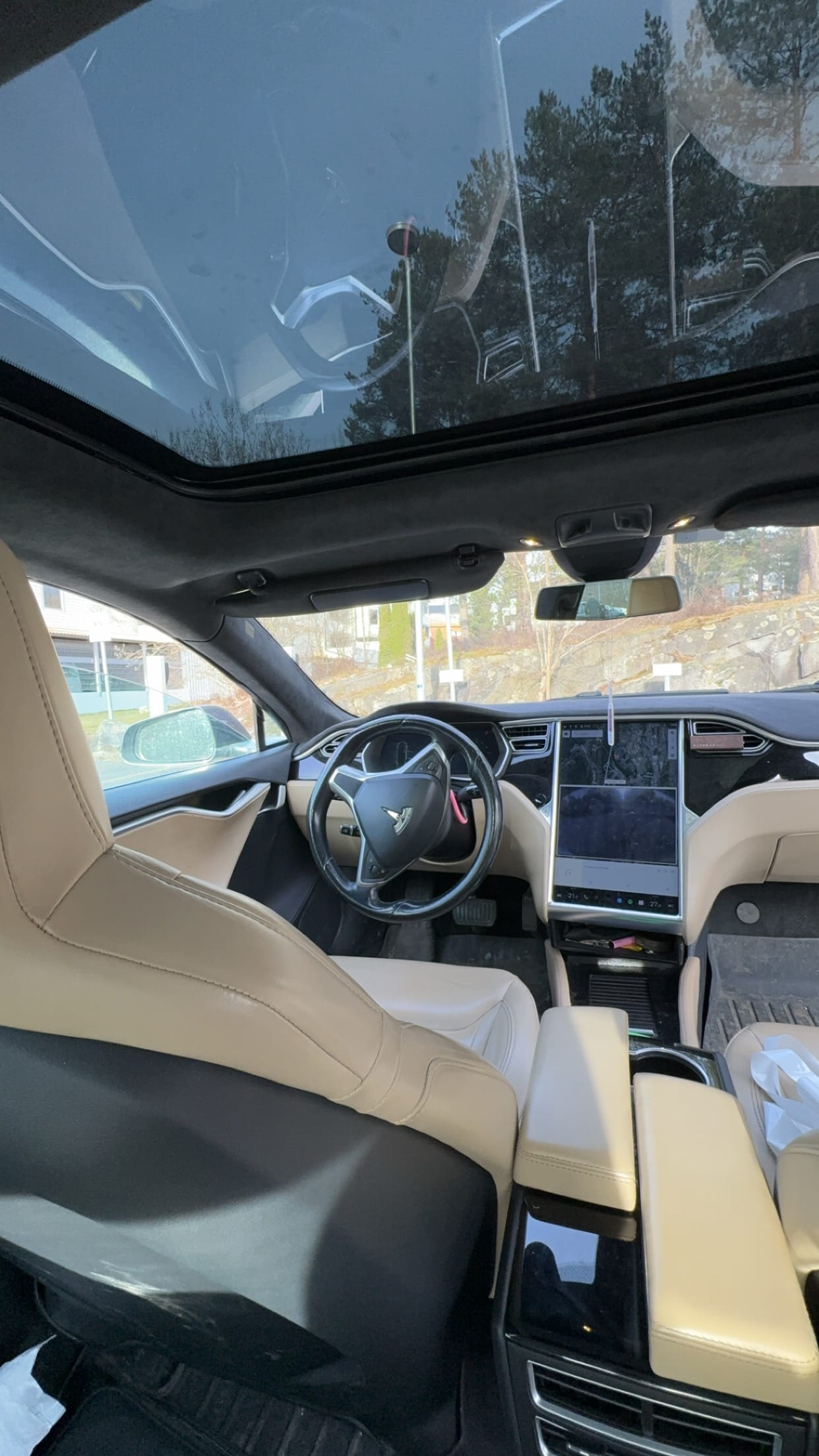 Tesla Model S med Cruisekontroll