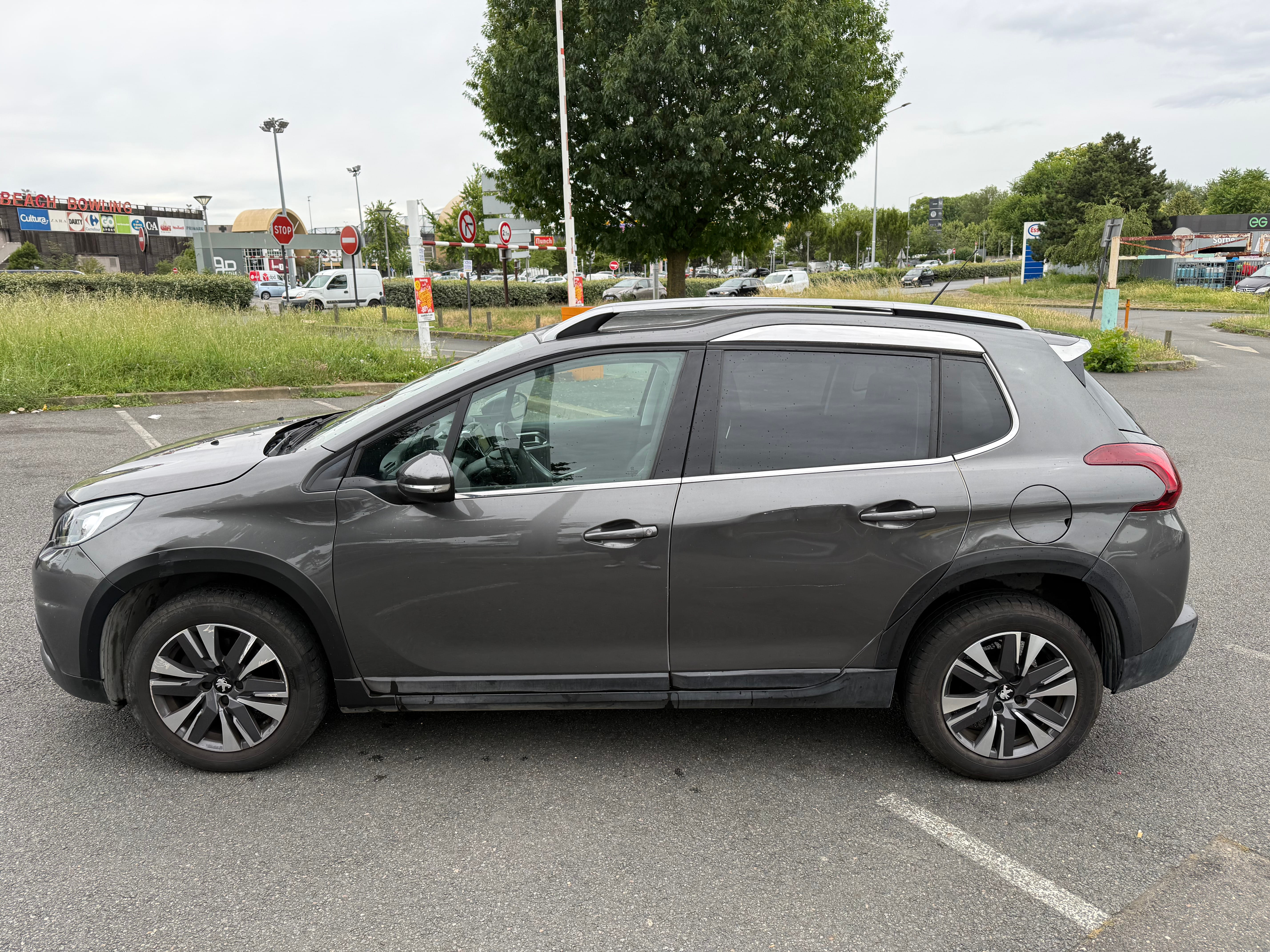 Peugeot 2008 avec Climatisation