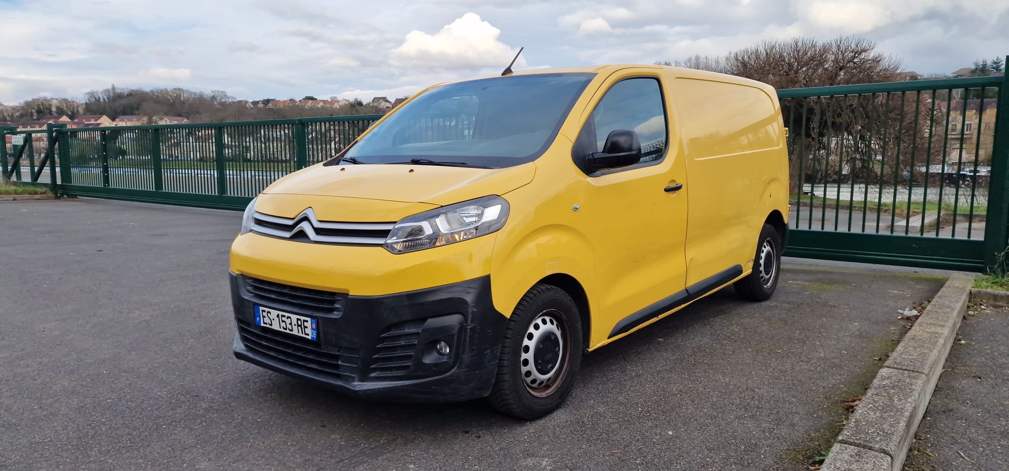 Citroen Jumpy Paris 19ème - ES153RE avec Port USB