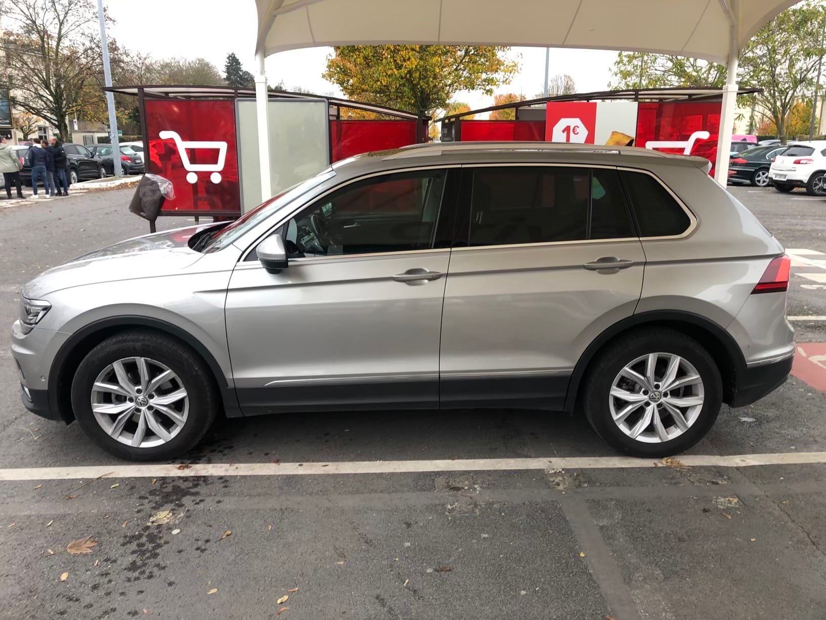Volkswagen Tiguan, 2017, Essence 98, automatique