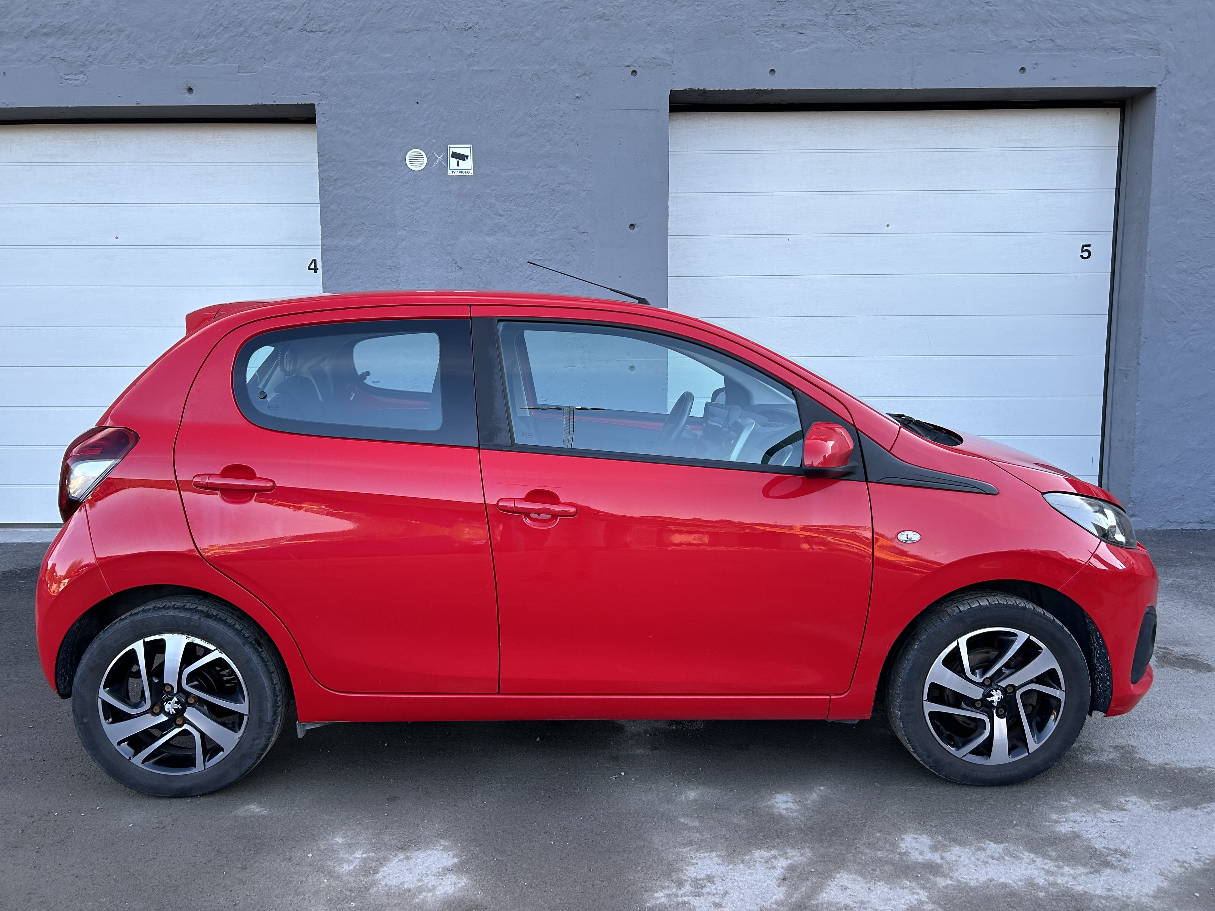 Peugeot 108 med Aircondition