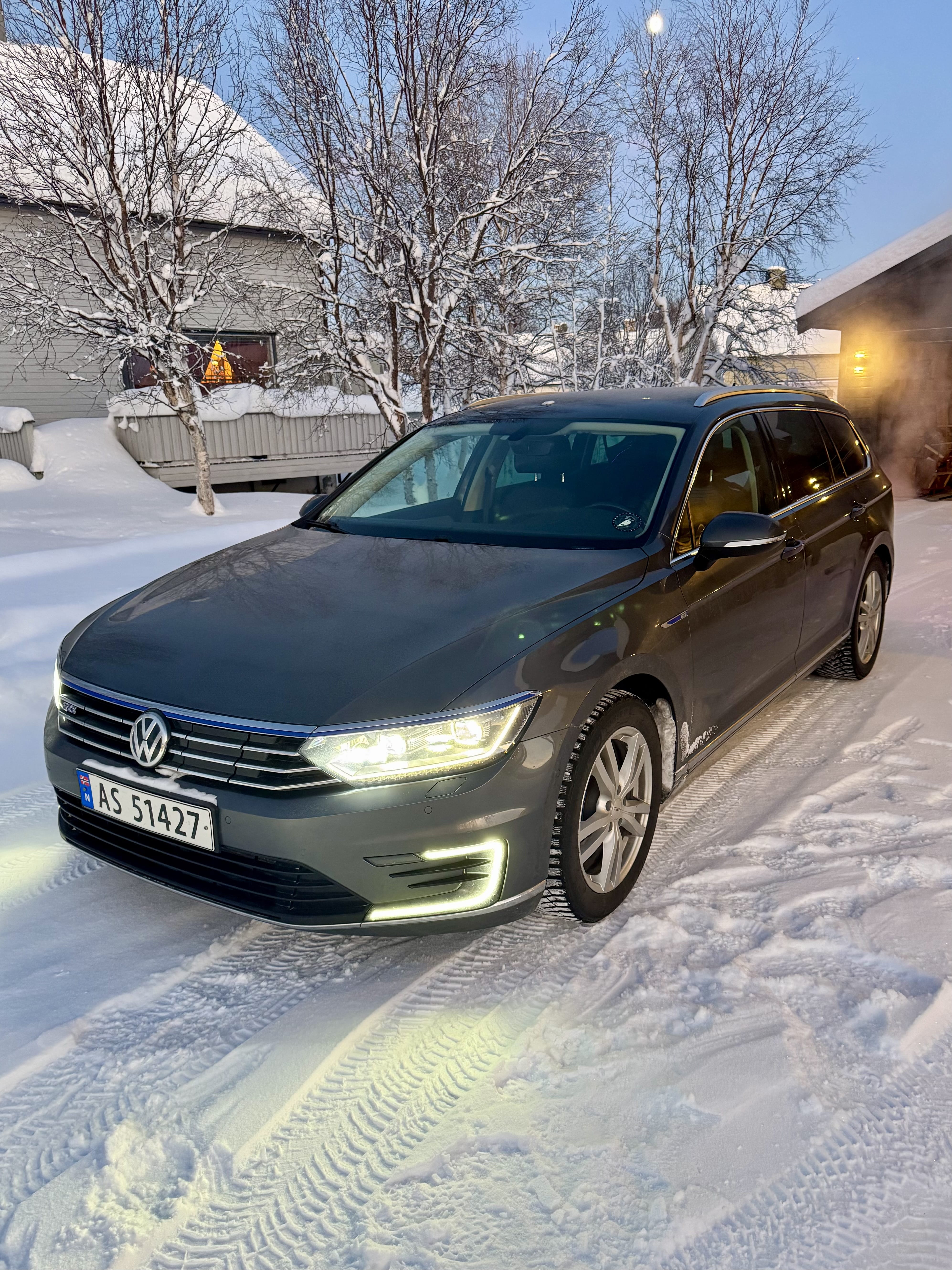 Volkswagen Passat GTE Hybrid, 2017, Blyfri 95 / Elektrisk (hybrid), automatisk