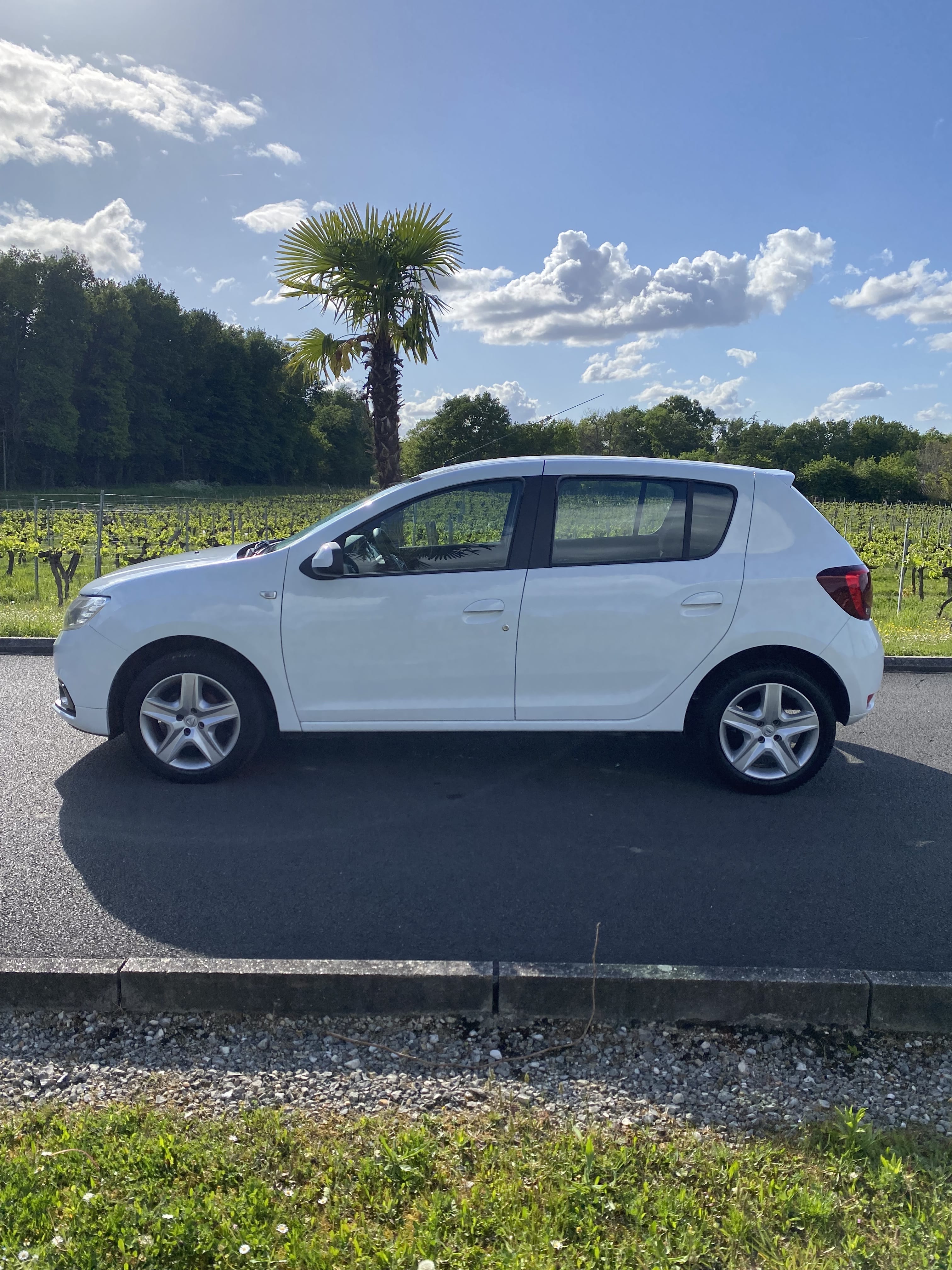Dacia Sandero avec Climatisation