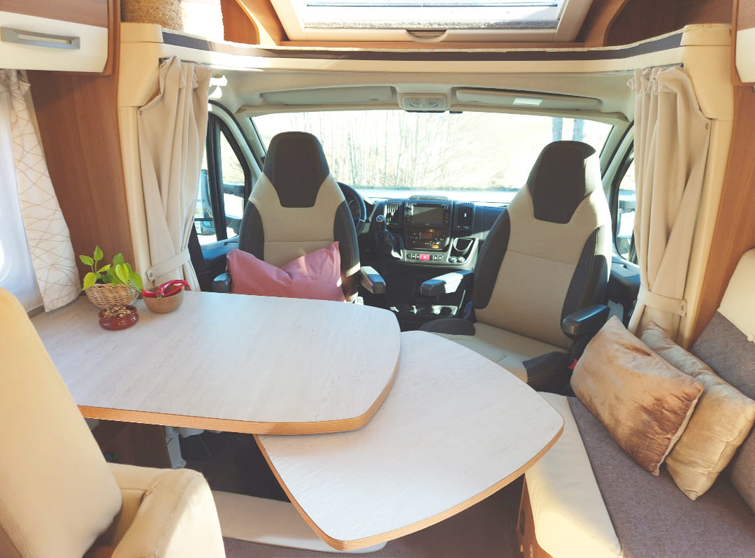 Eura Mobil Profila One 690 QB med Ryggekamera