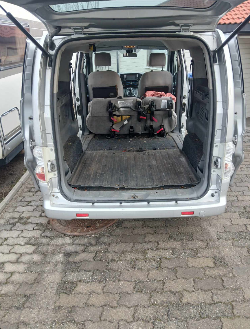 Nissan NV with Cruise control