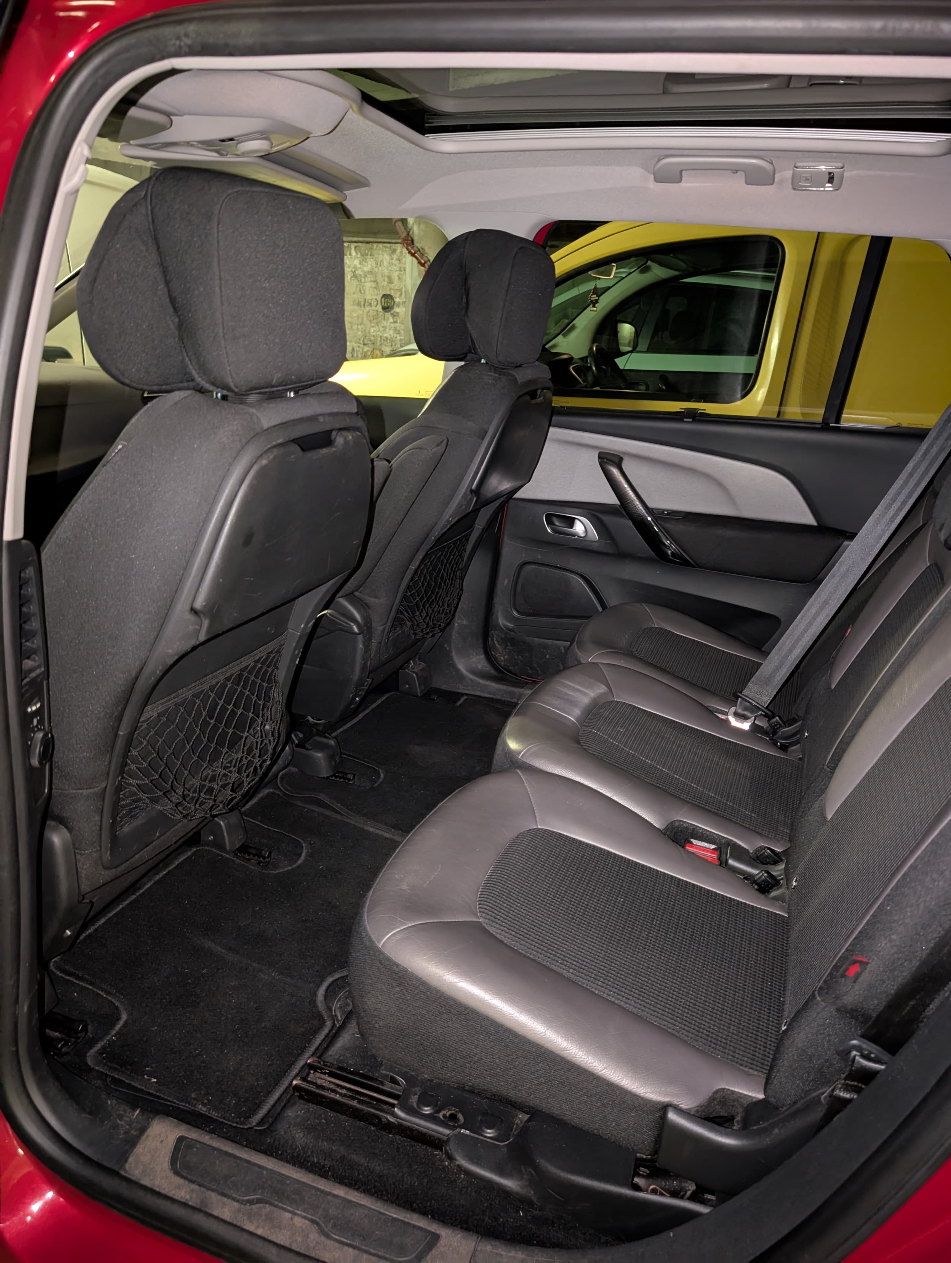 Citroen C4 Grand Picasso avec Entrée audio / iPod