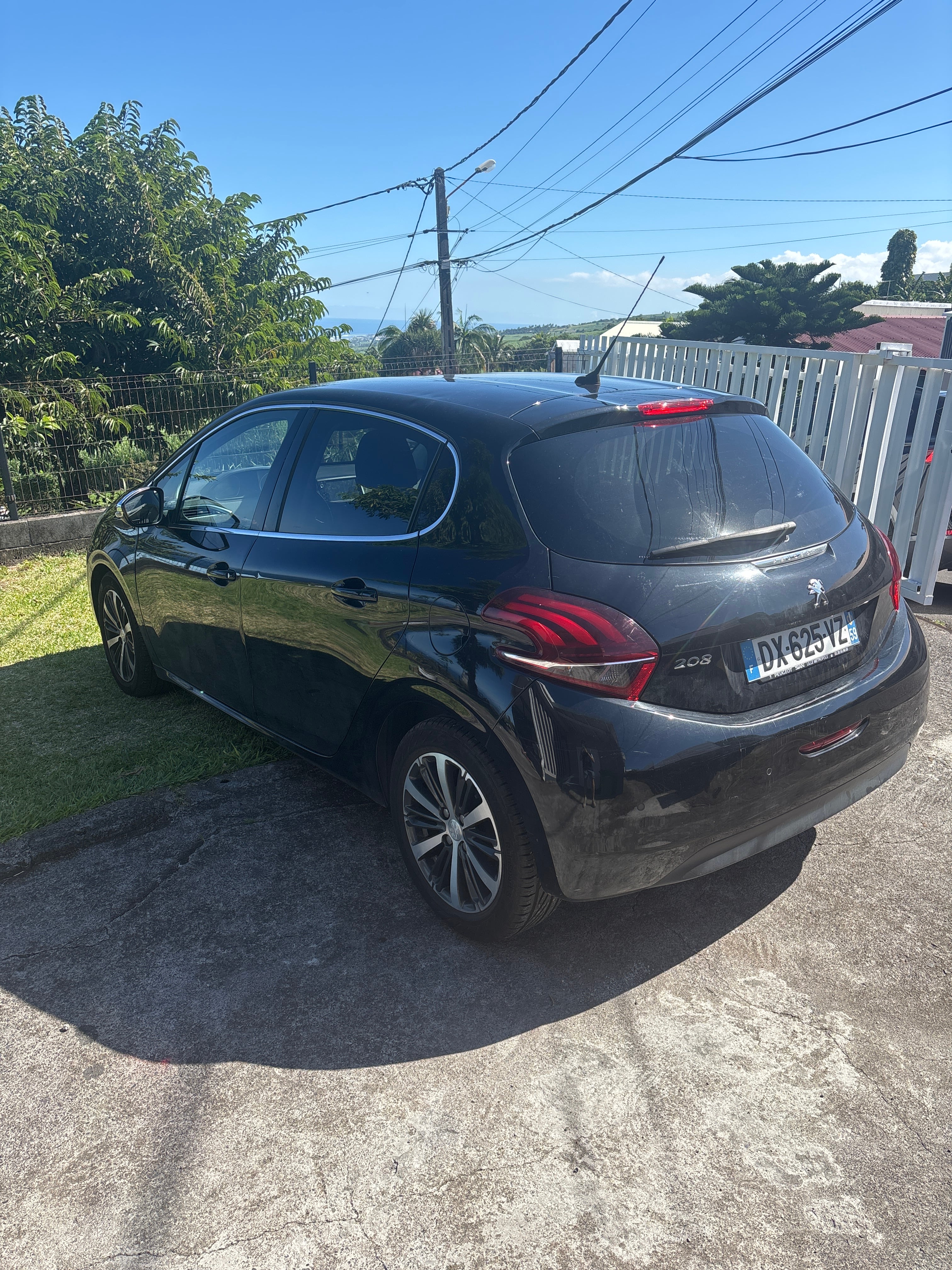 Peugeot 208 avec Caméra de recul