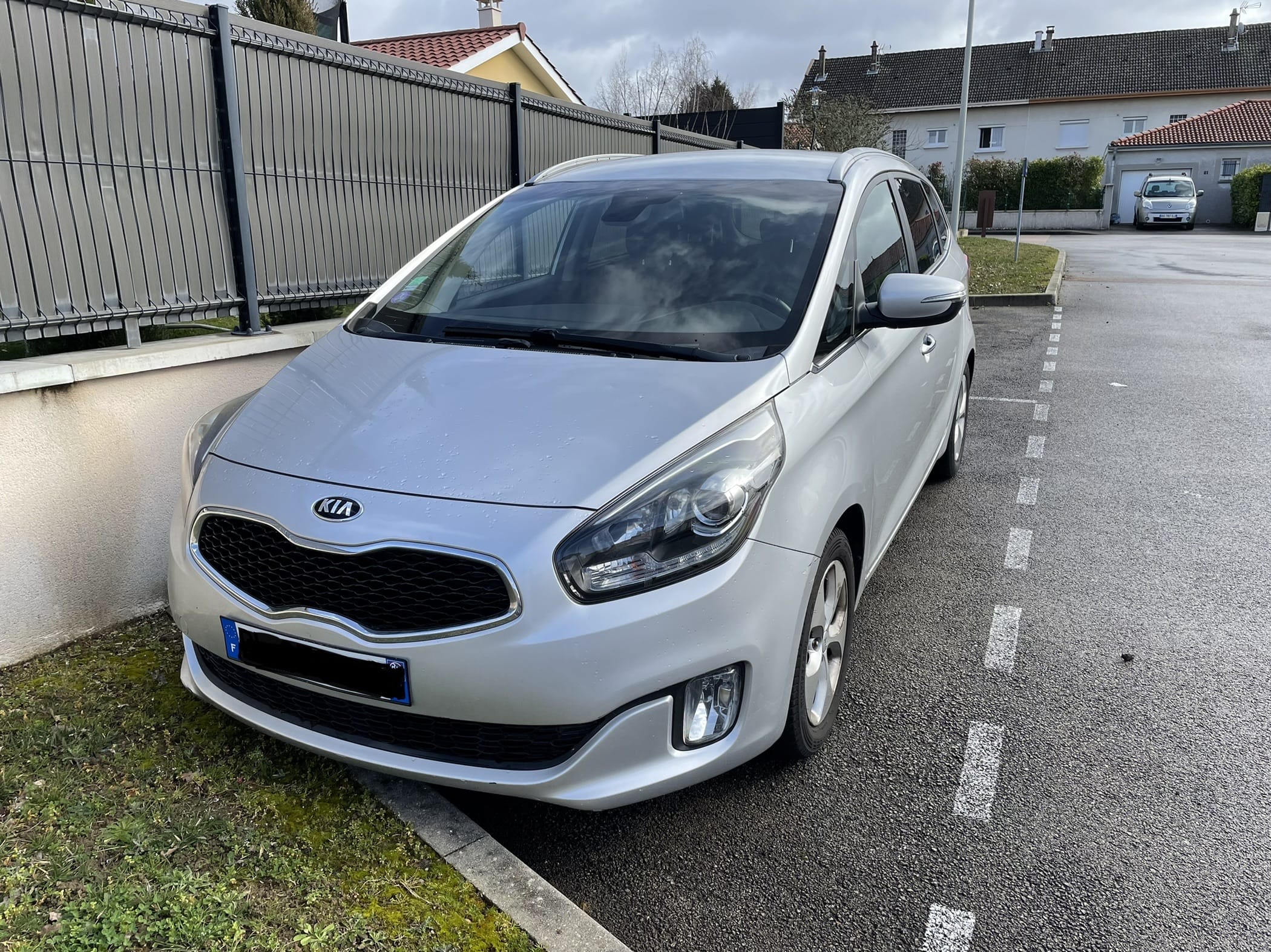 Kia Carens, 2014, Essence 95, 7 places