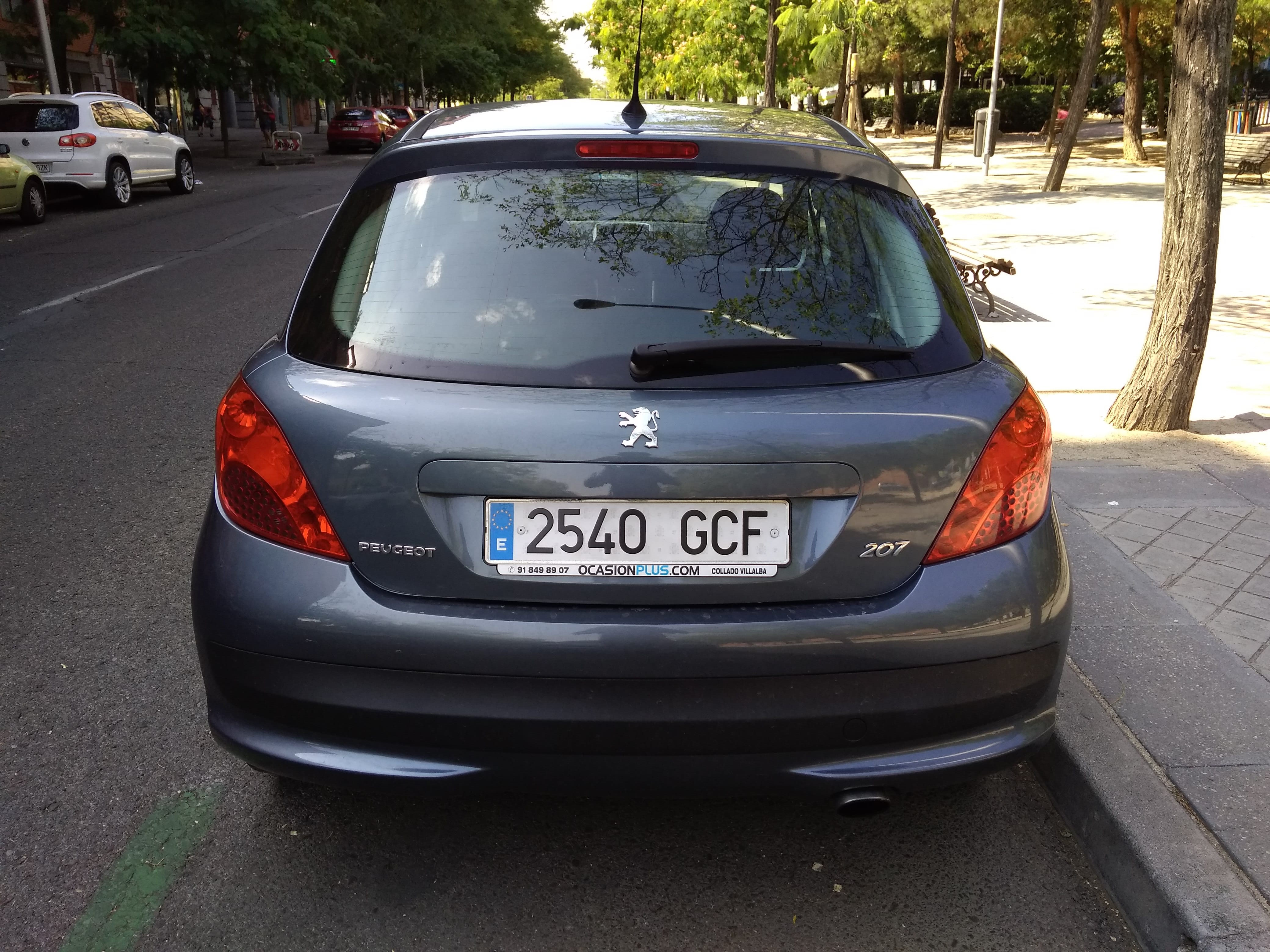 Peugeot 207 con Control de velocidad