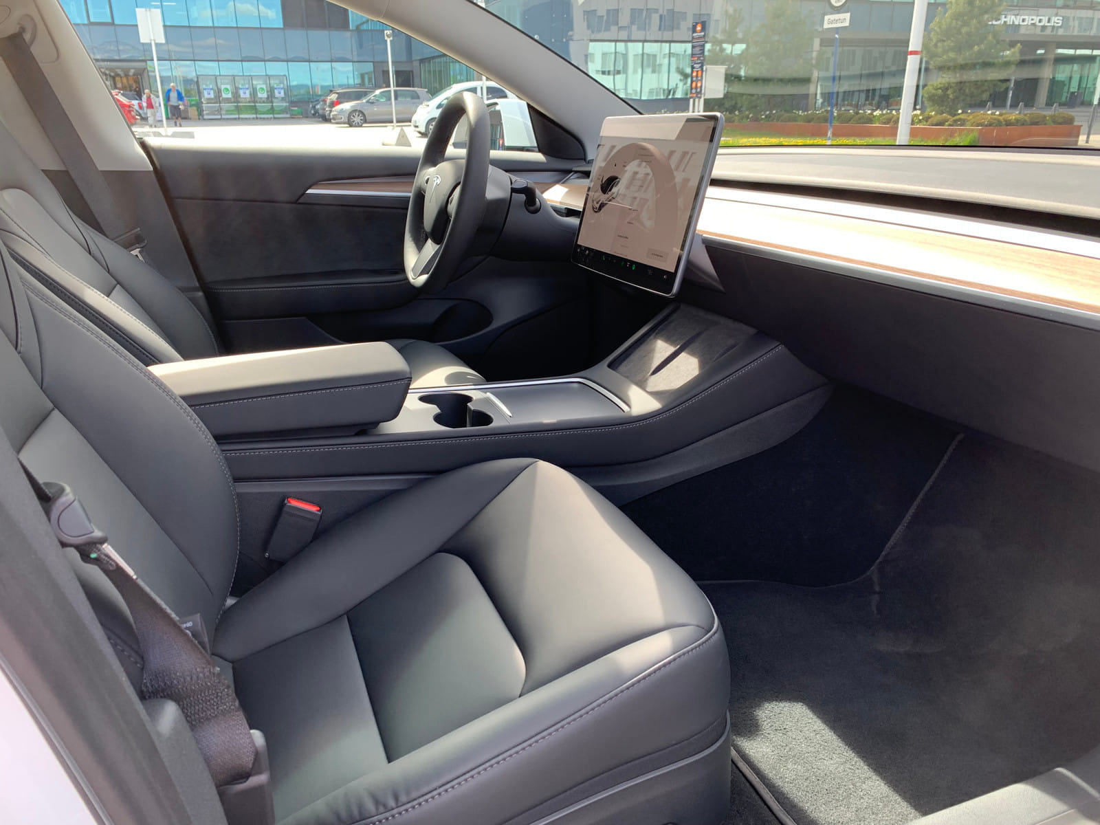 Tesla Model 3 Long Range with GPS