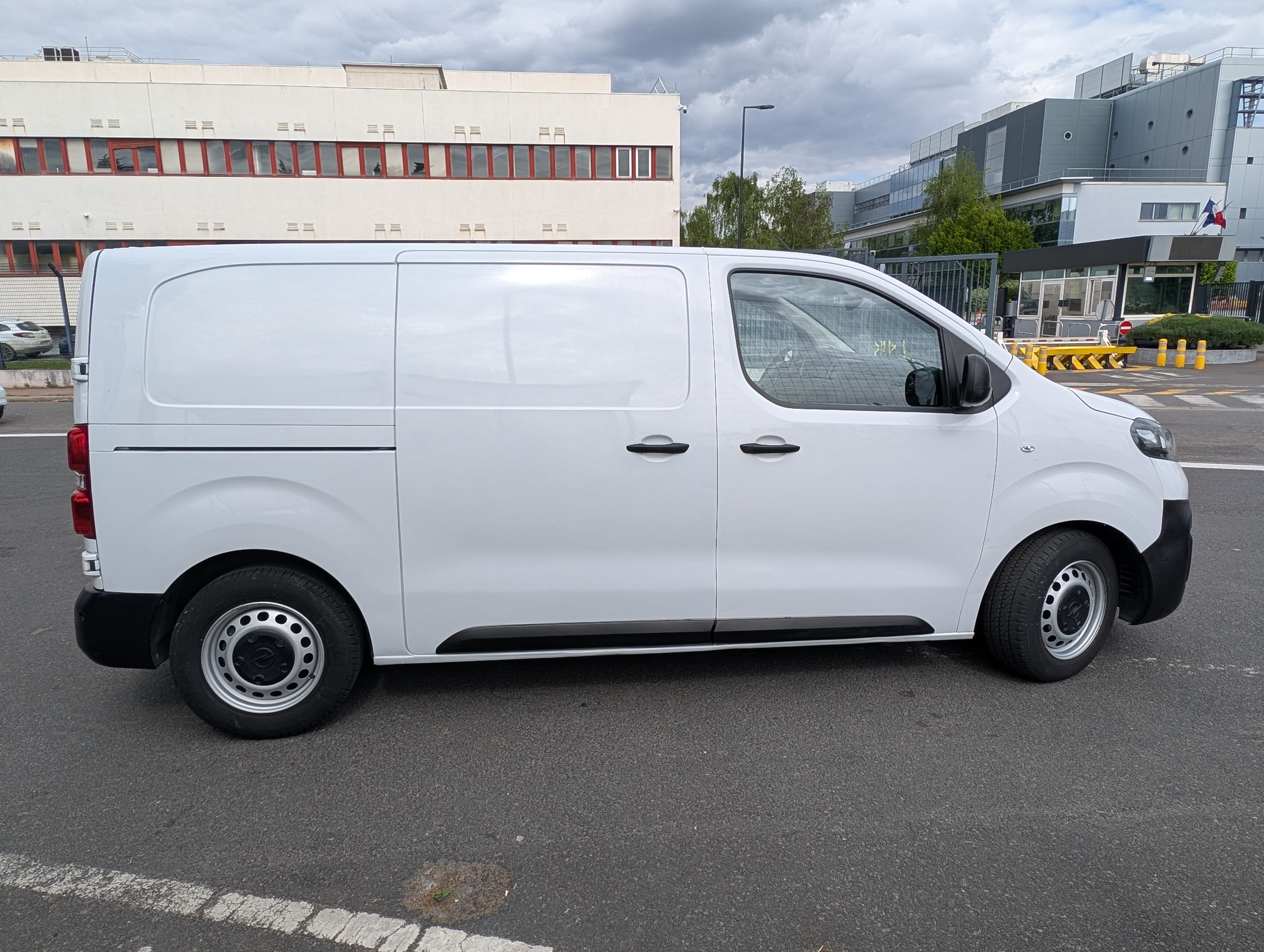 Opel Vivaro avec Climatisation
