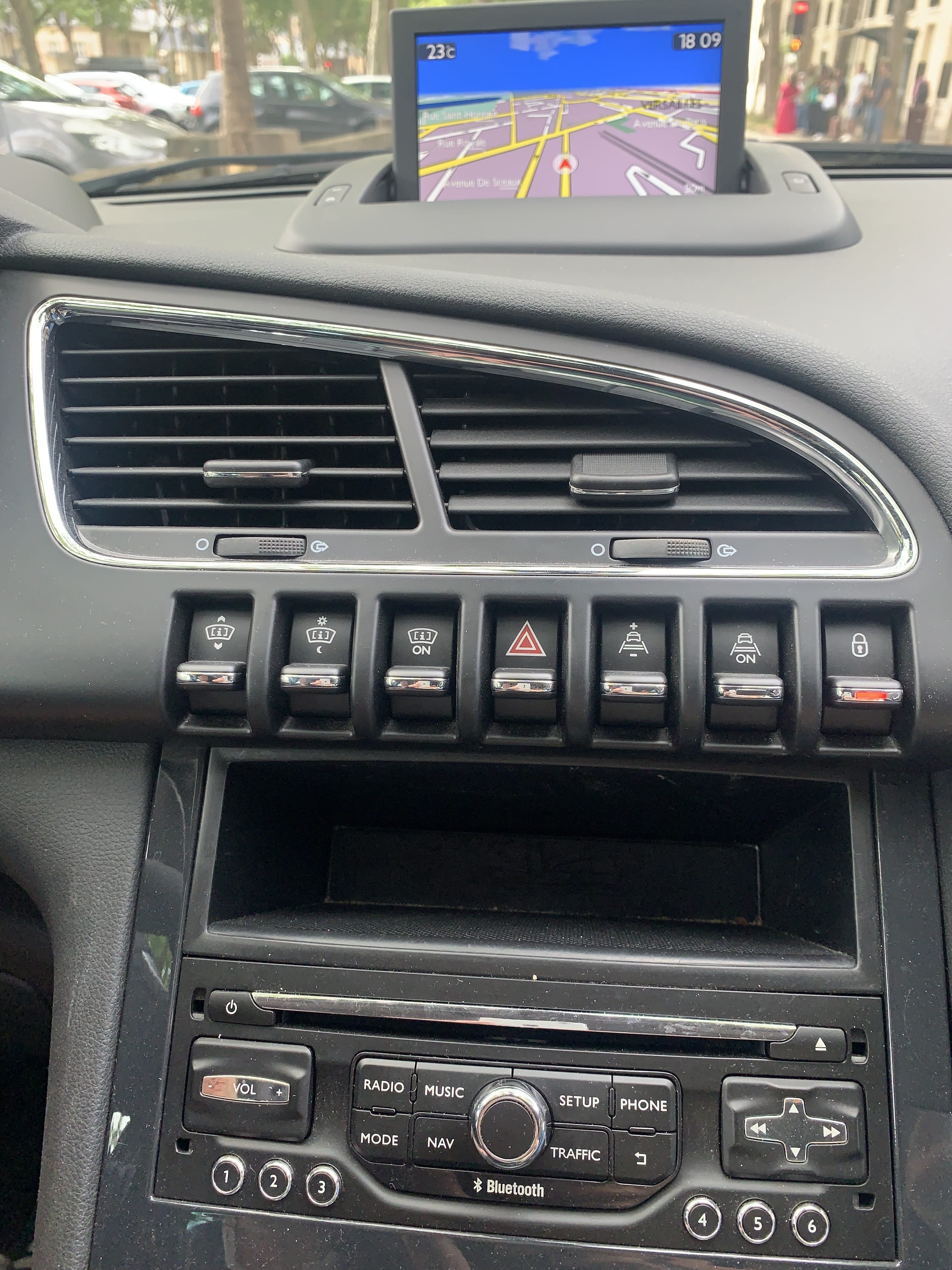 Peugeot 3008 avec GPS
