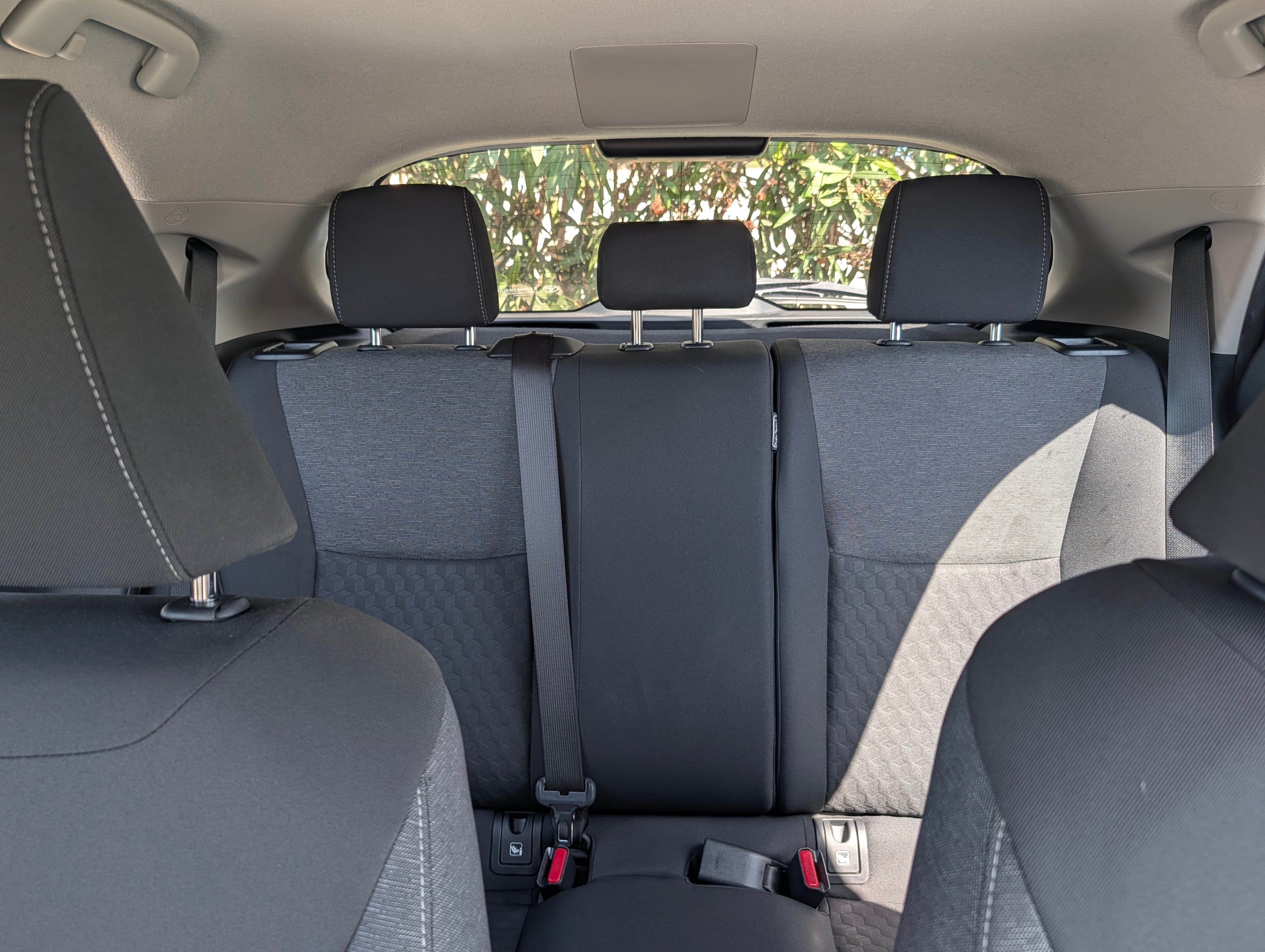 Toyota Yaris Híbrido con Cámara de marcha atrás