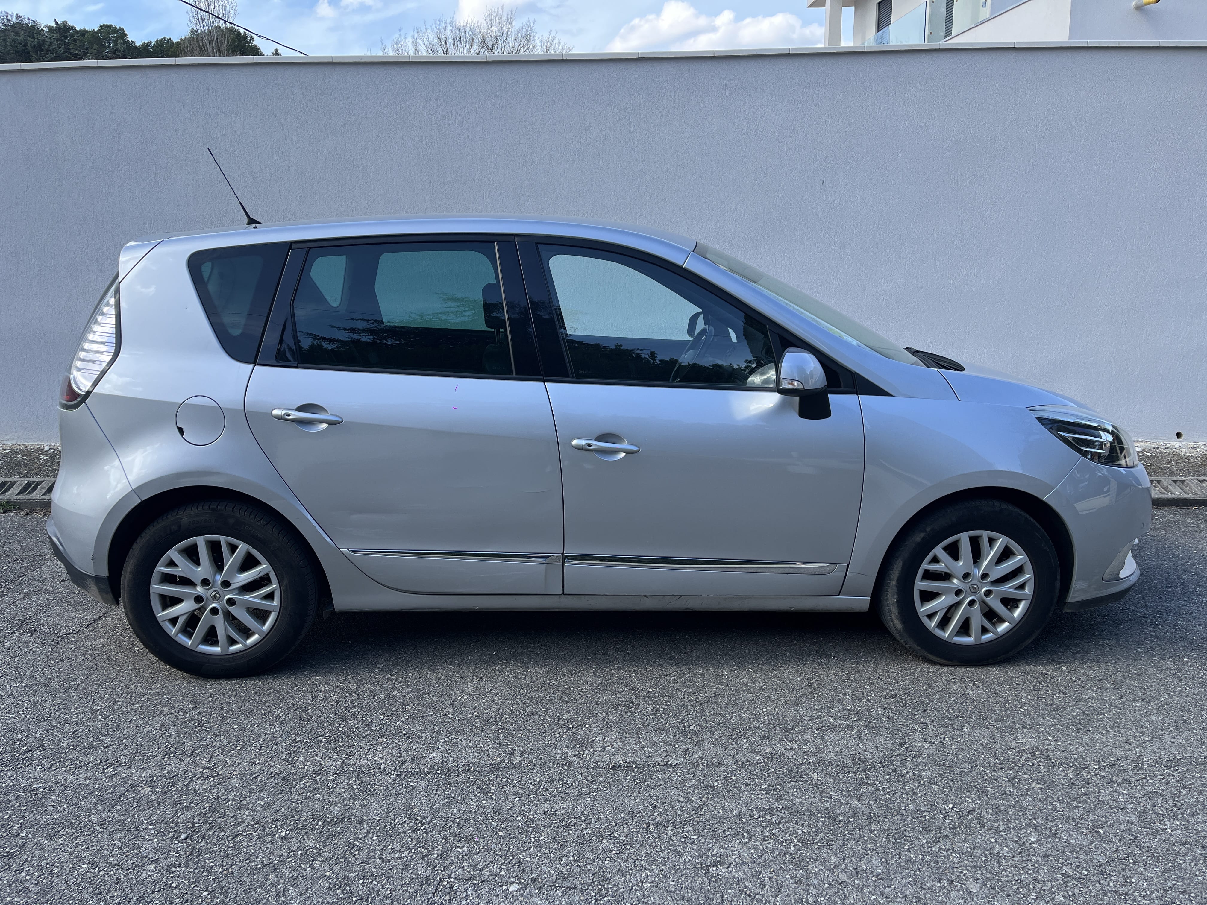 Renault Scenic avec Climatisation