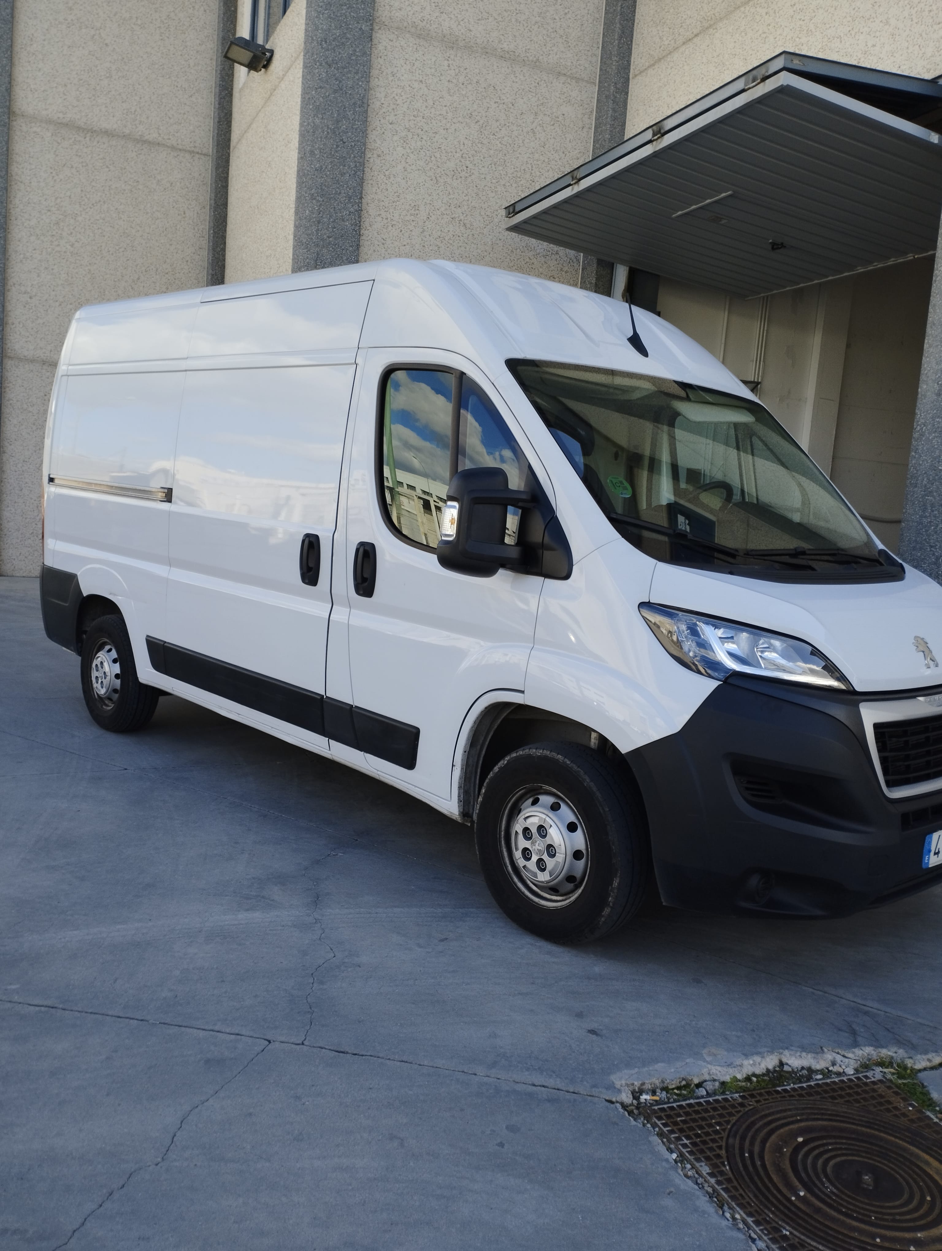 Peugeot Boxer con Aire acondicionado
