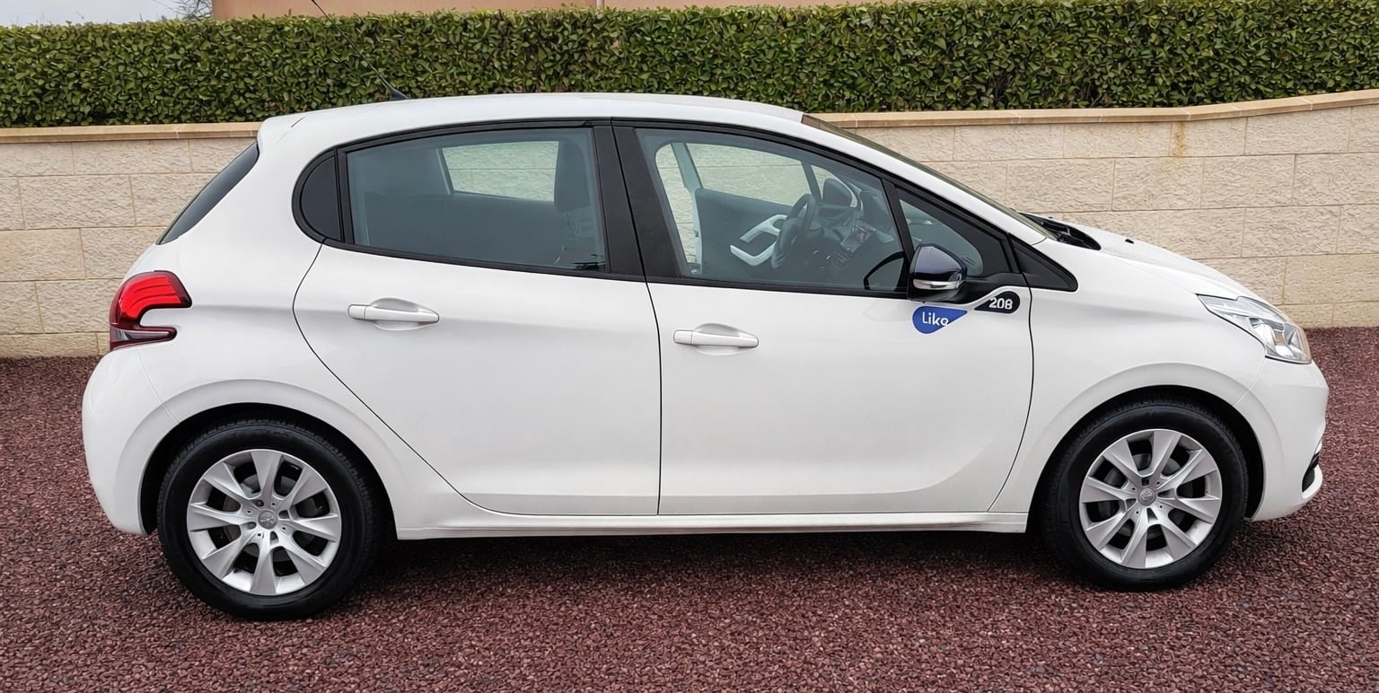 Peugeot 208 avec Climatisation