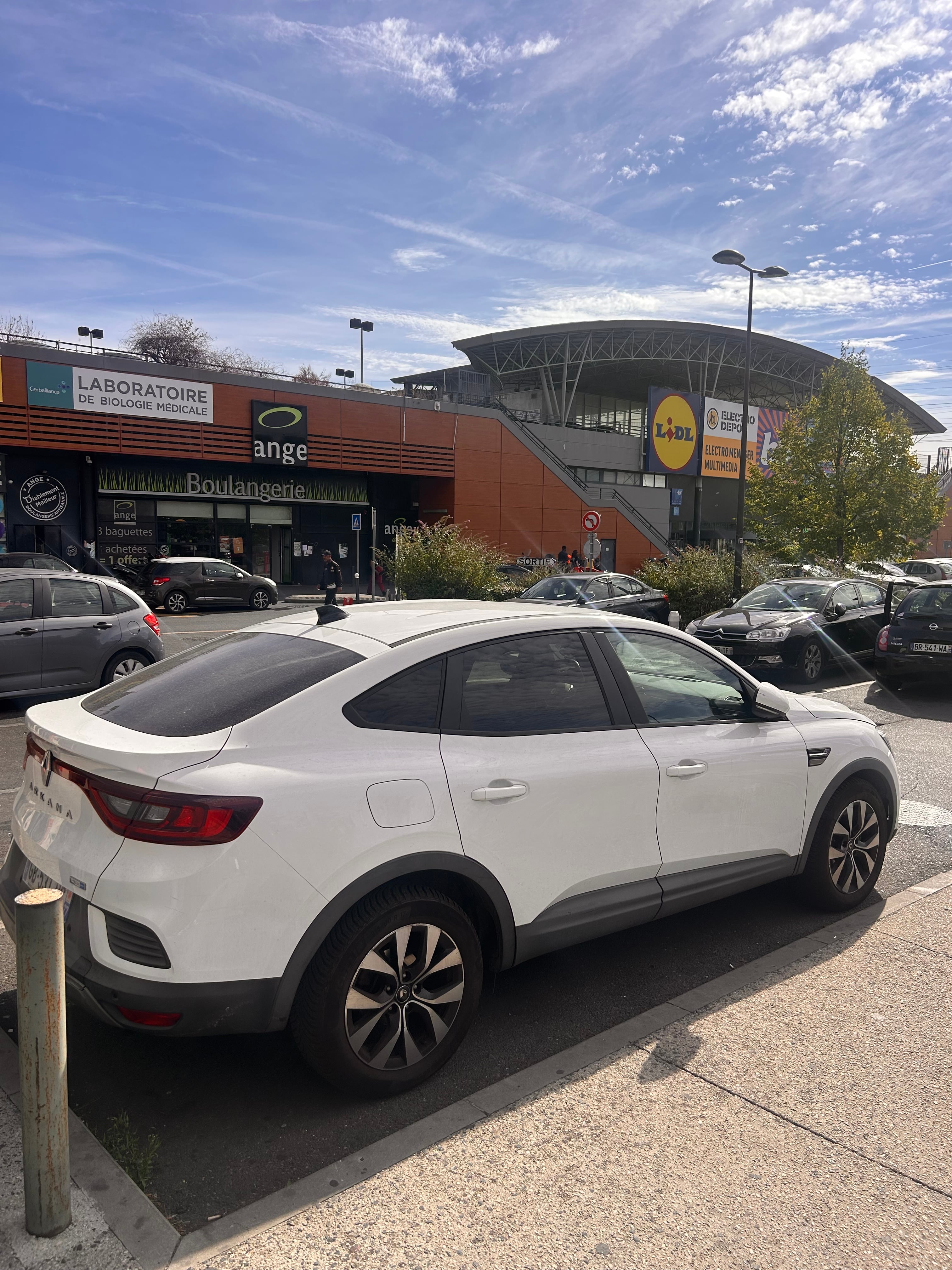 Renault Arkana E-Tech avec Caméra de recul