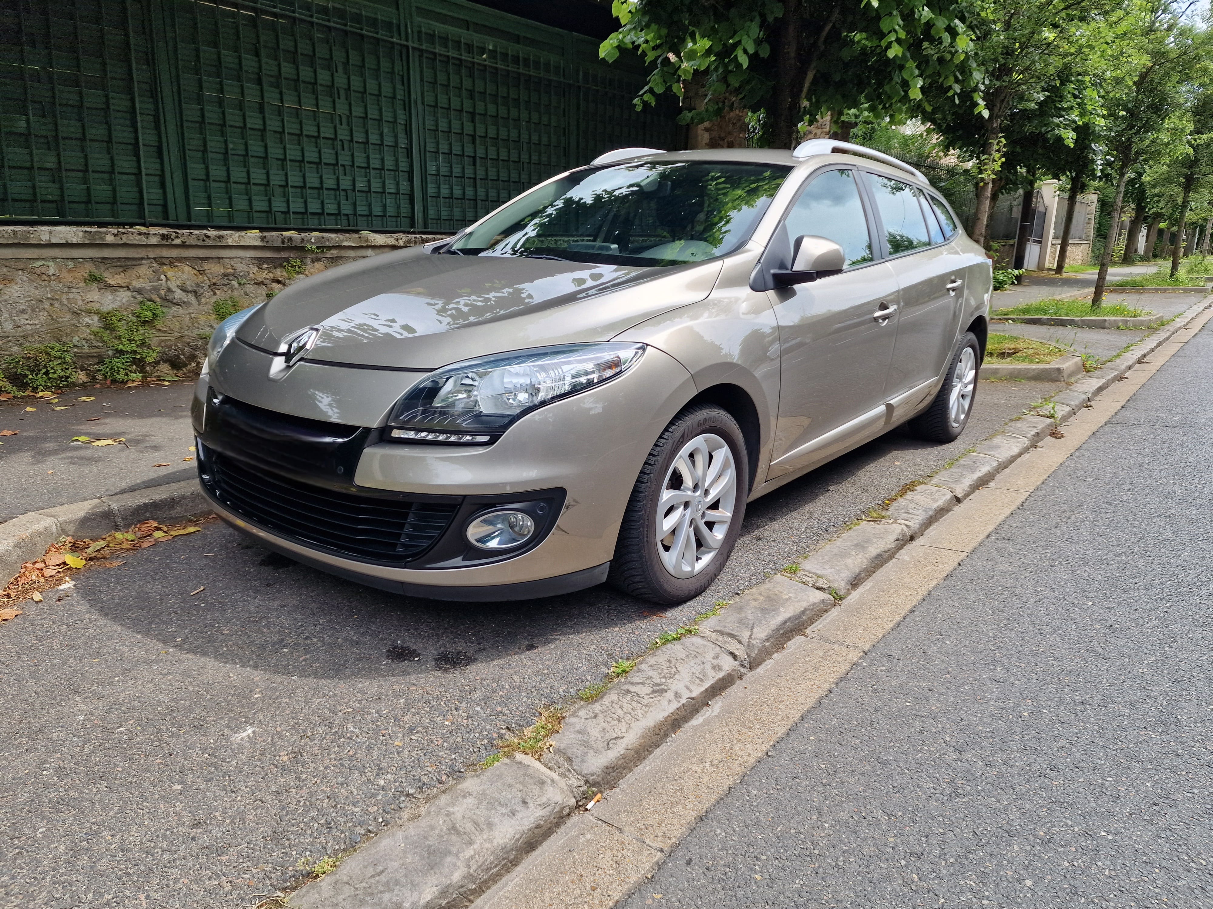 Renault Mégane Estate, 2013, Essence 95