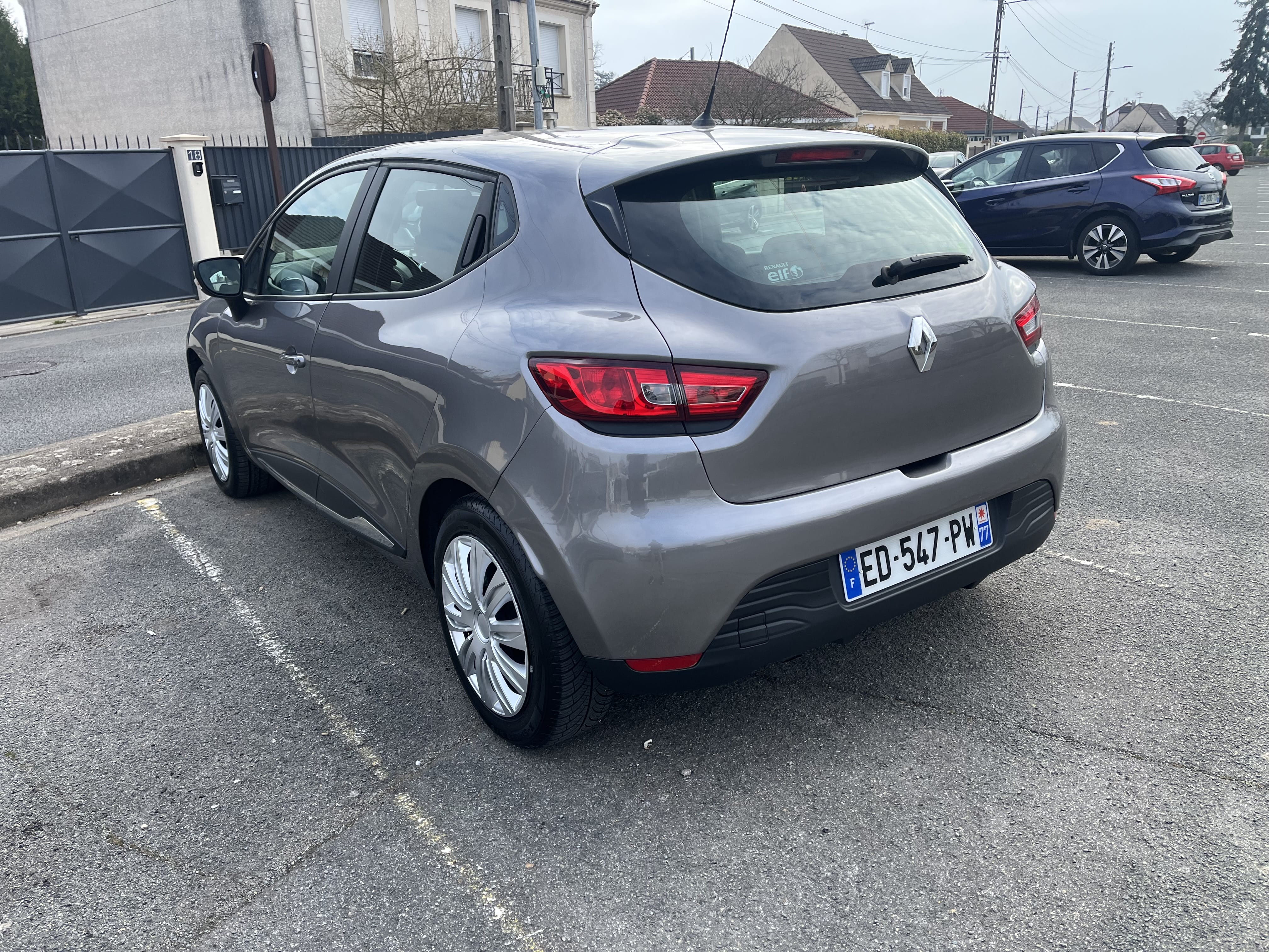 Renault Clio avec GPS