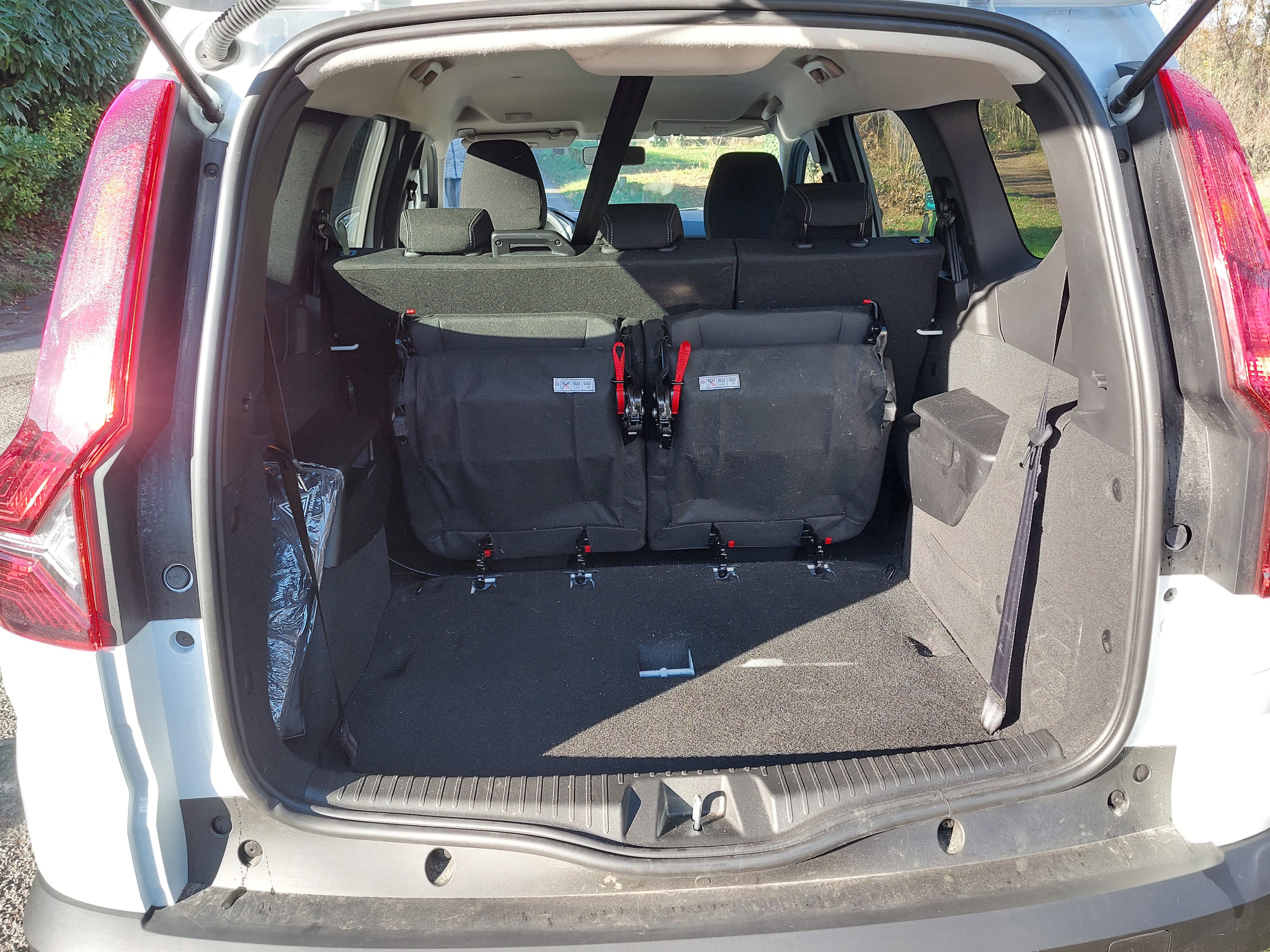 Dacia Jogger Hybride 7 places avec Android Auto