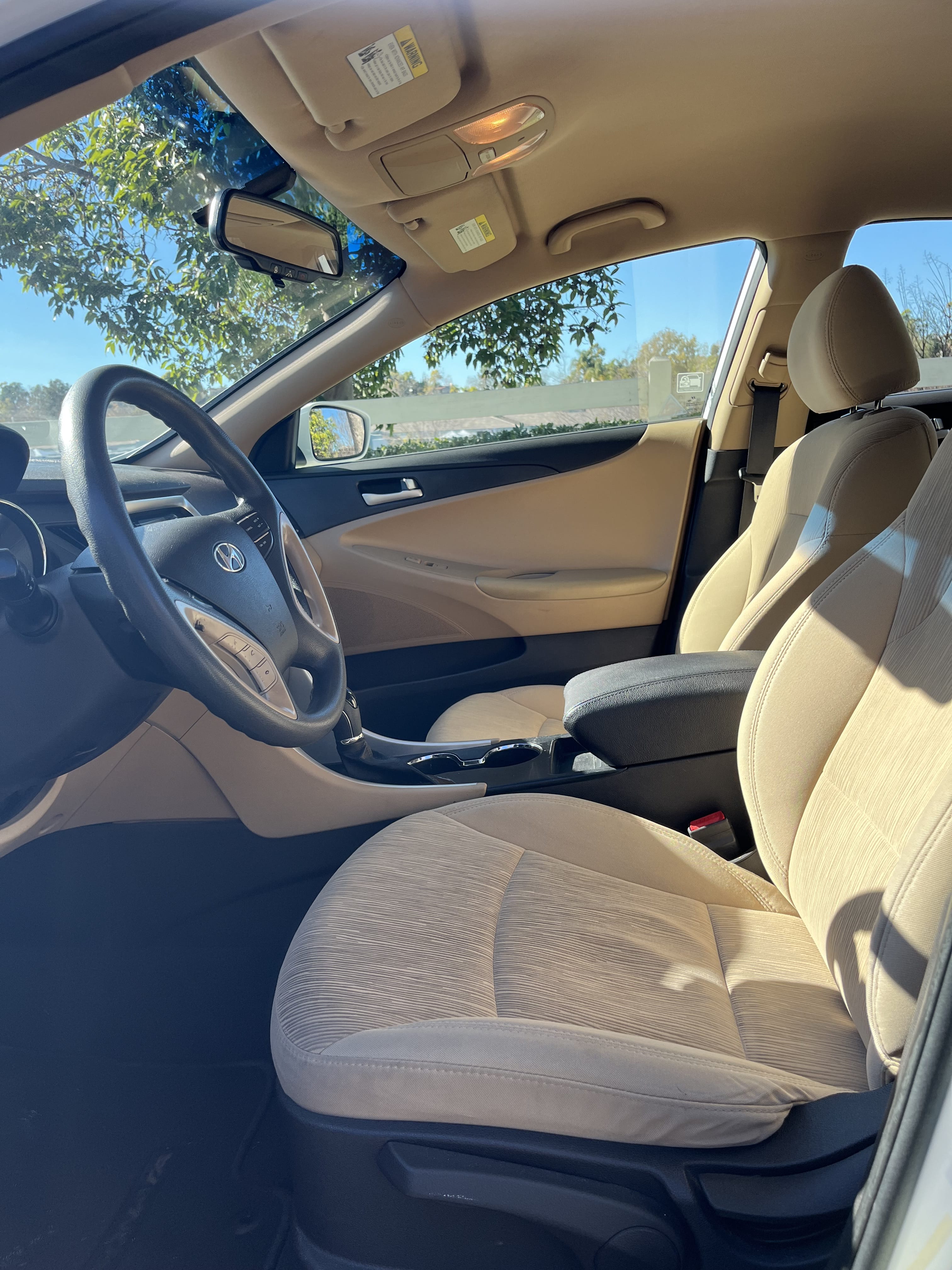 Hyundai Sonata GLS with Bluetooth audio