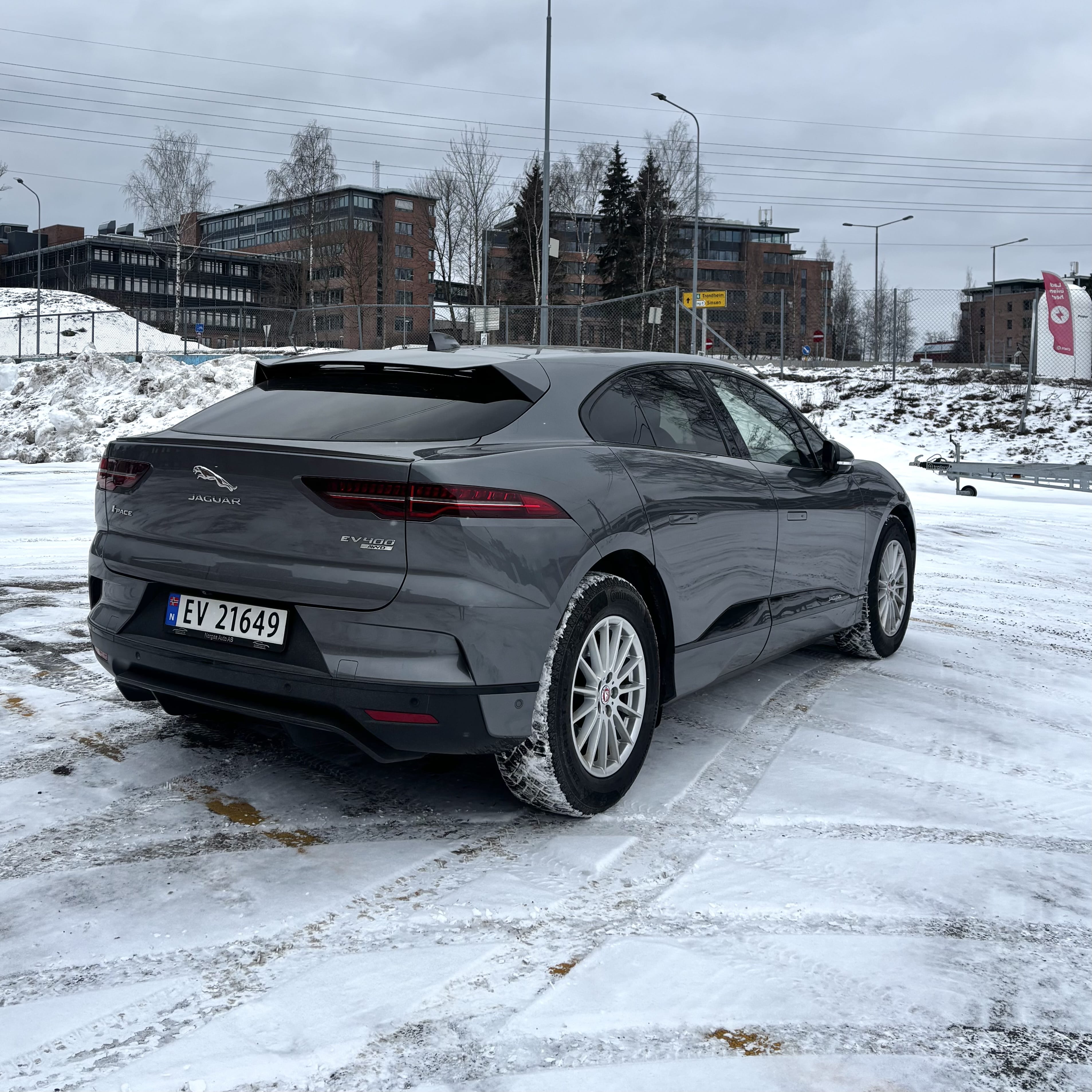 Jaguar I-Pace EV400 HSE med GPS