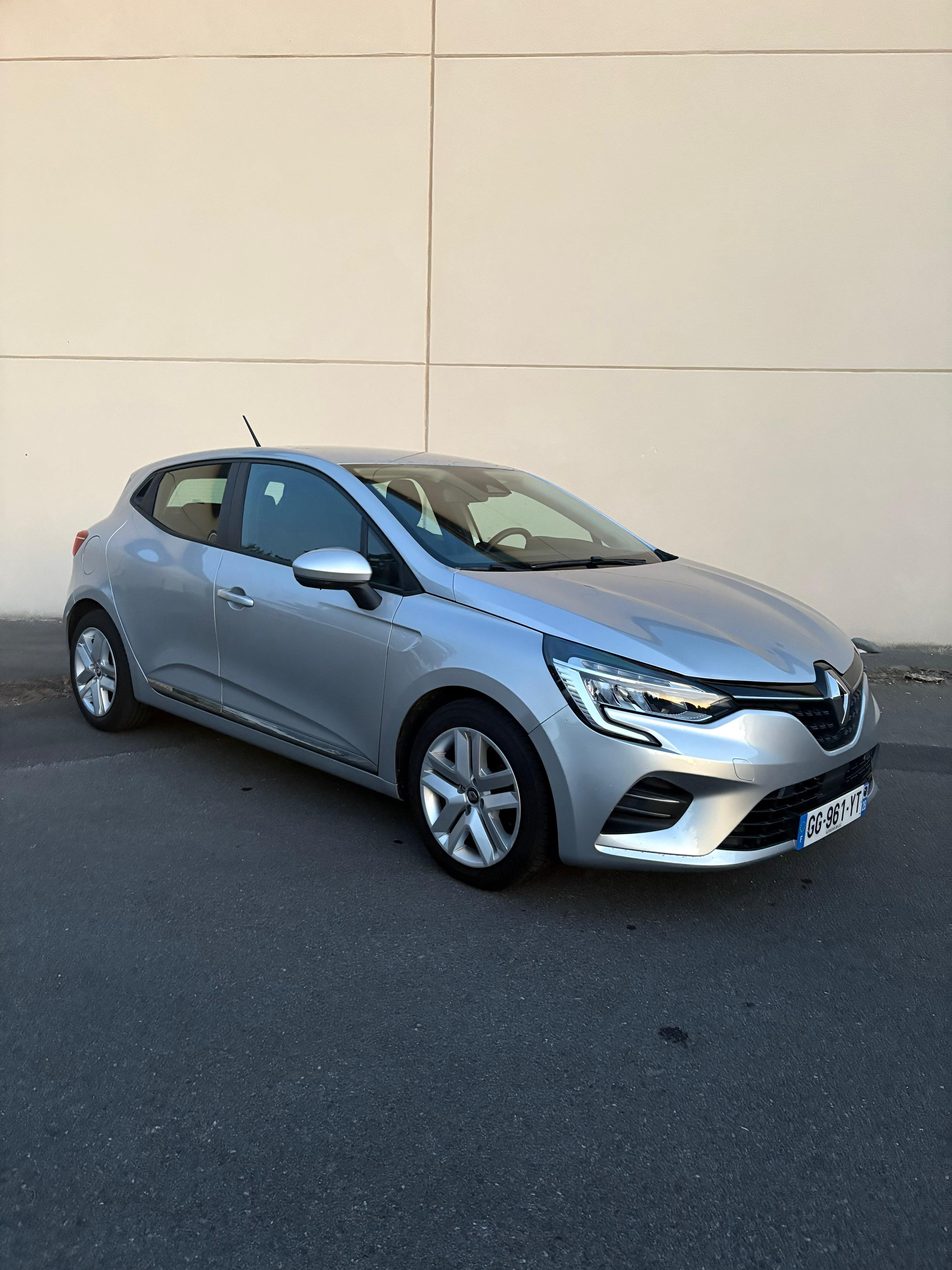 Renault Clio avec Climatisation