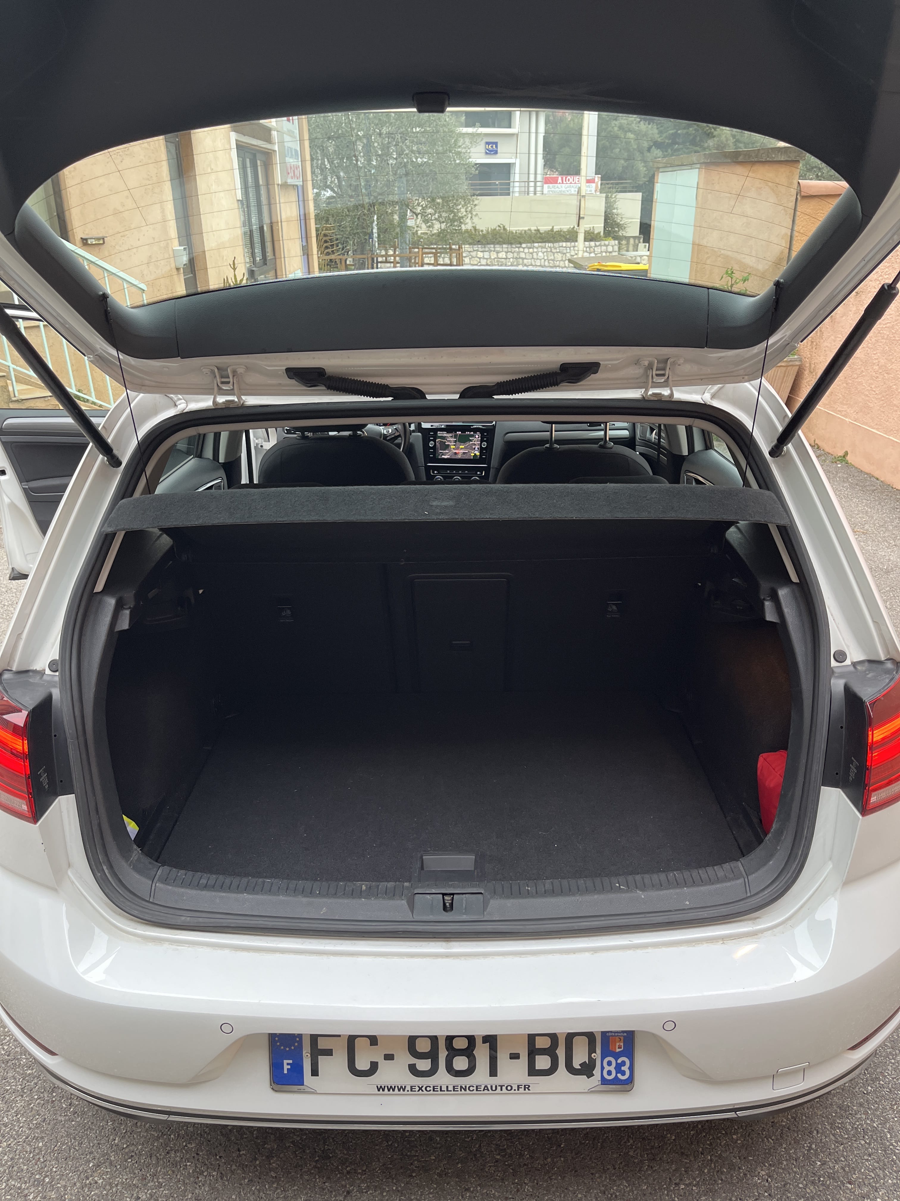 Volkswagen Golf avec Chaines