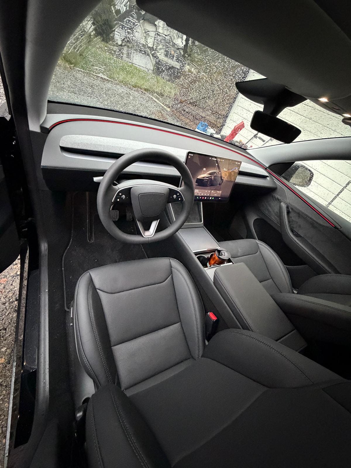 Tesla Model Y Long Range med Cruisekontroll