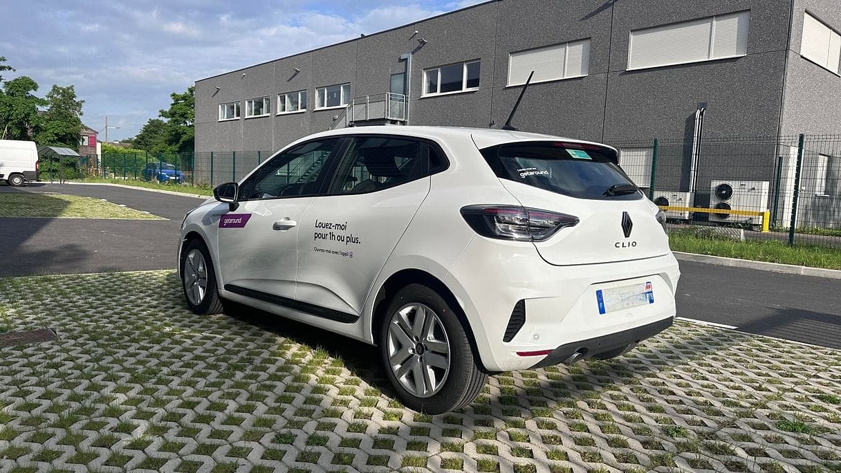 Renault Clio avec Apple CarPlay