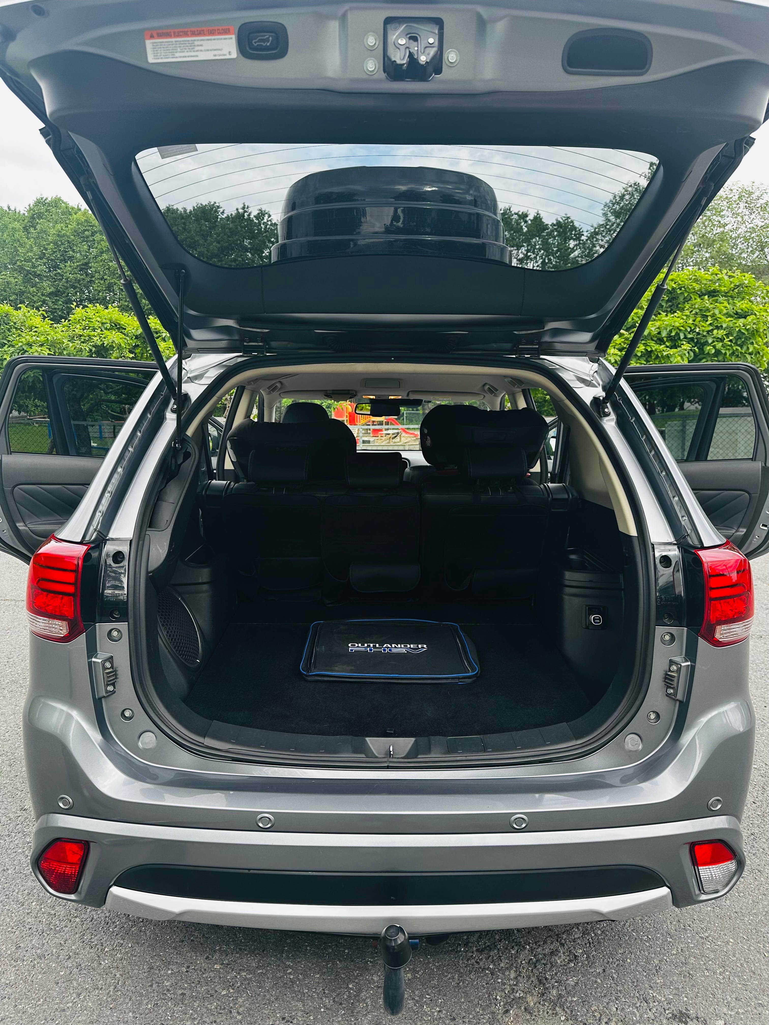 Mitsubishi Outlander PHEV GT med Cruisekontroll