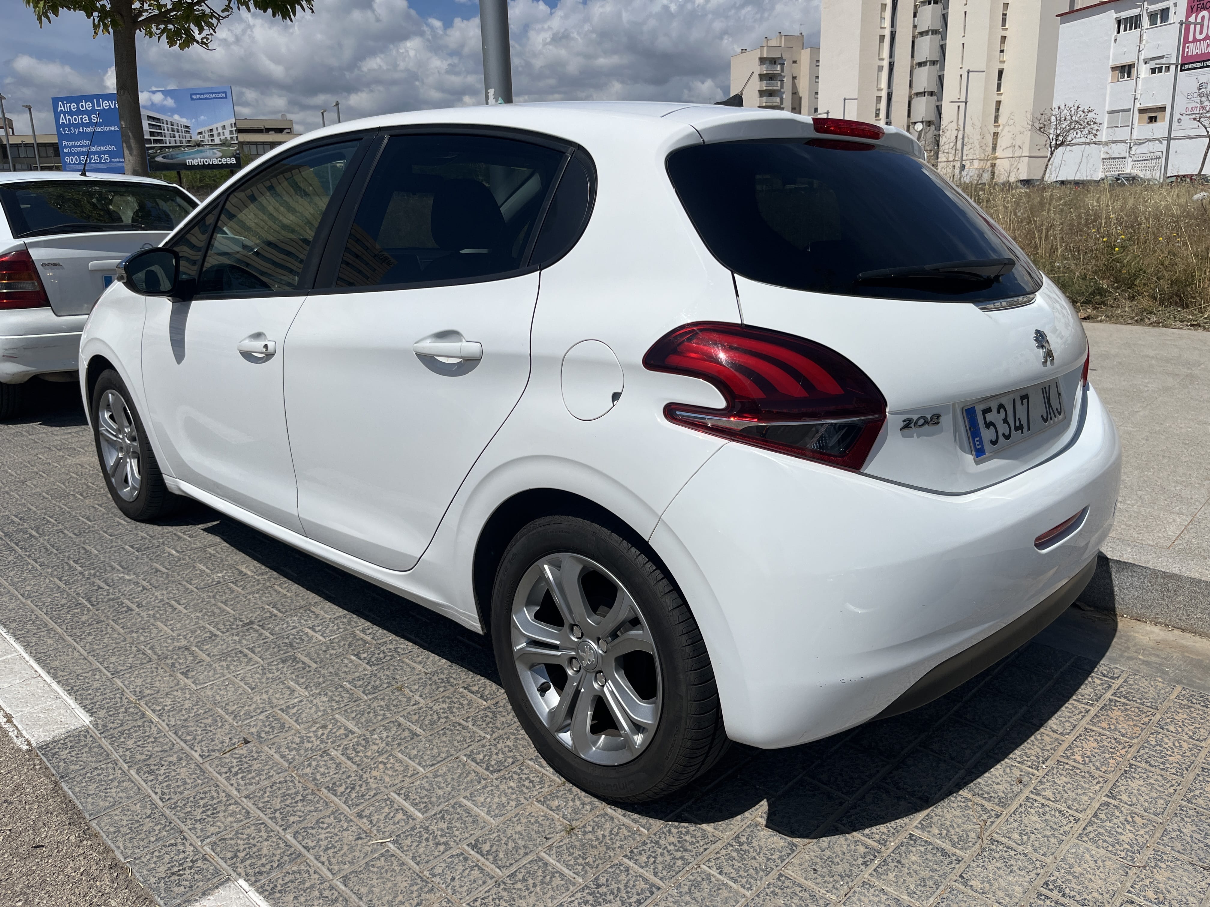 Peugeot 208 con GPS