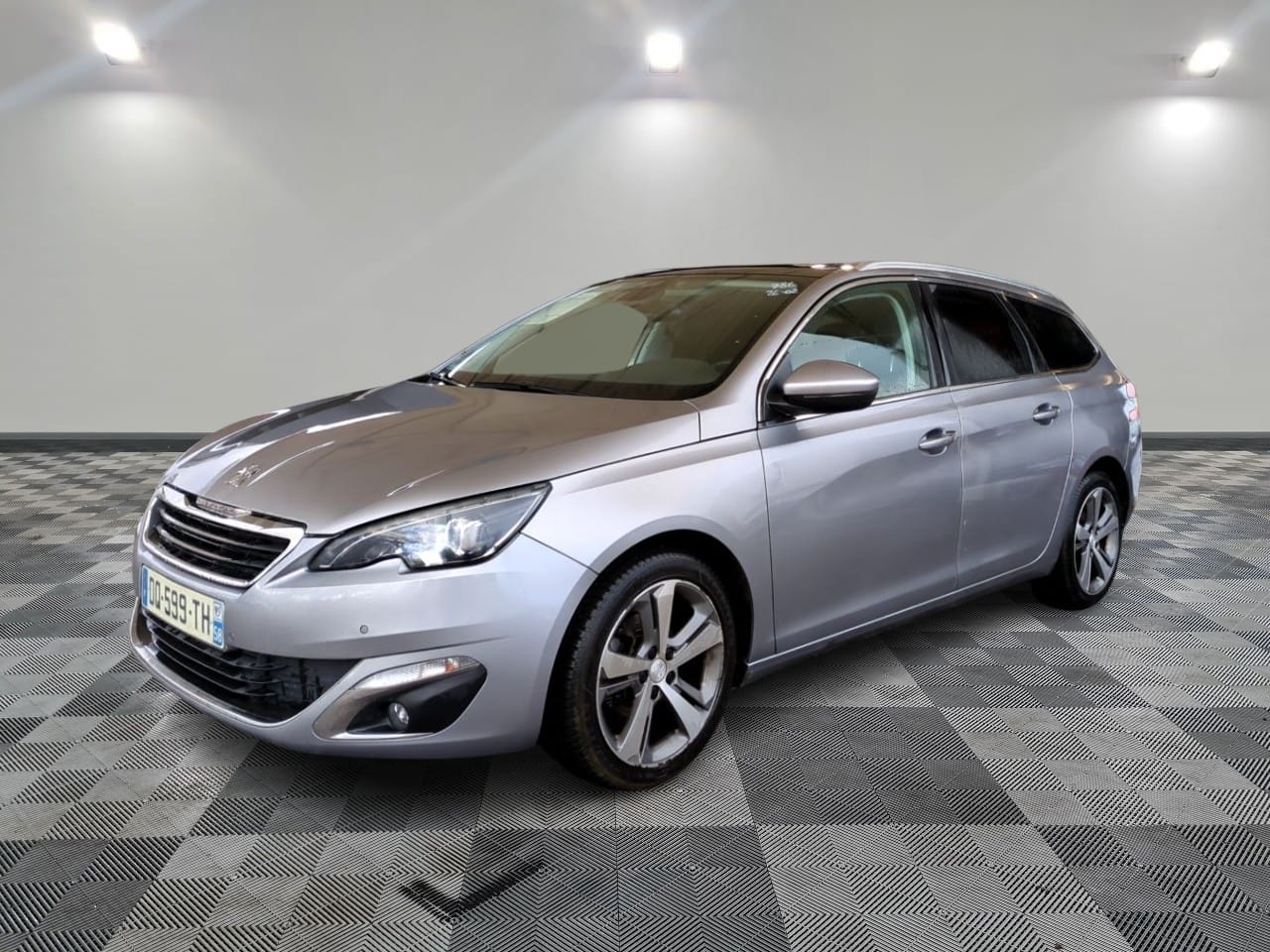 Peugeot 308 SW 1,2 130 essence avec Climatisation