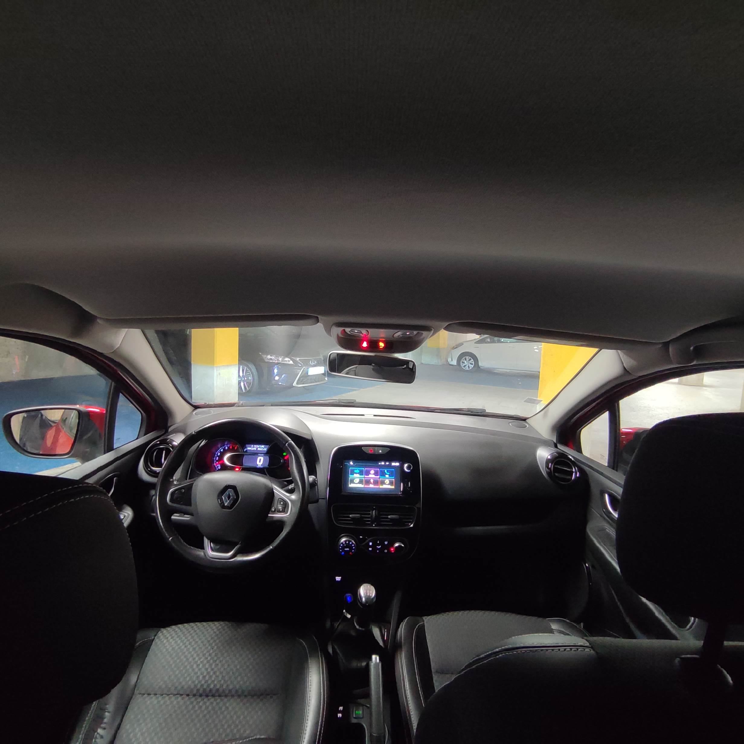 Renault Clio avec GPS