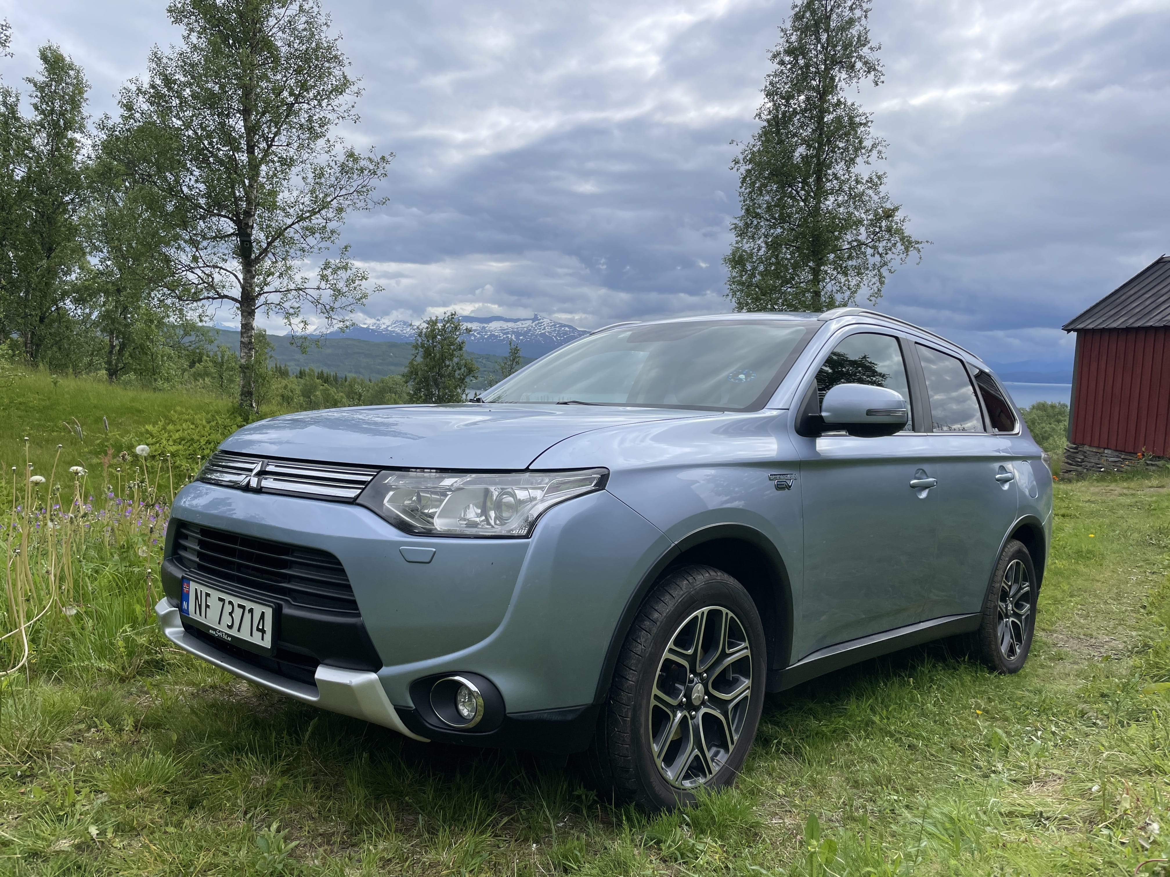 Mitsubishi Outlander PHEV SE, 2015, Blyfri 95 / Elektrisk (hybrid), automatisk