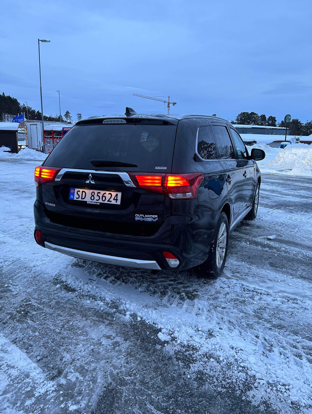 Mitsubishi Outlander Hybrid med Babysete