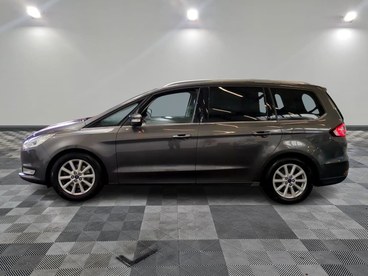 Ford Galaxy avec Climatisation