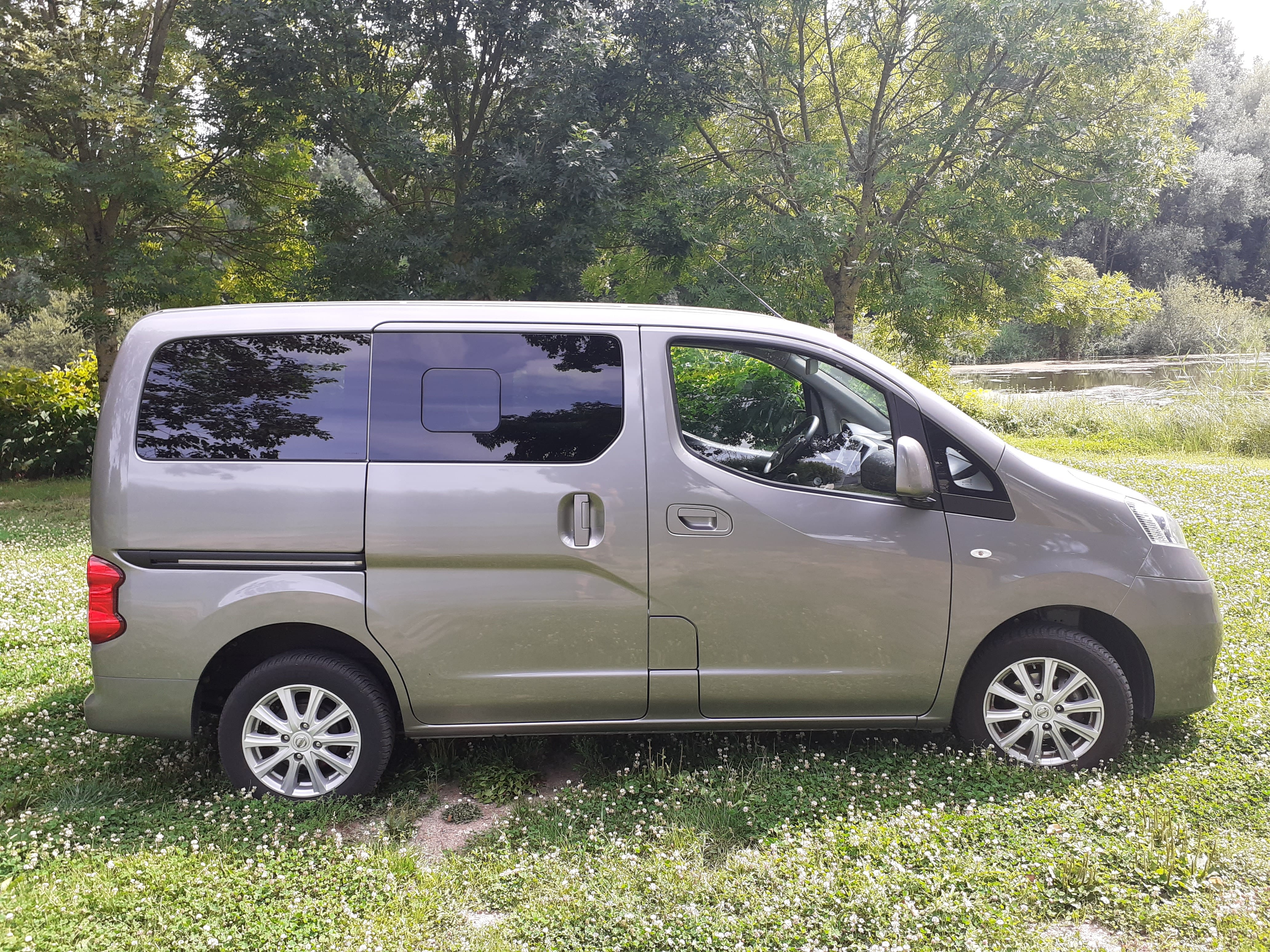 Nissan NV200 Combi avec Climatisation