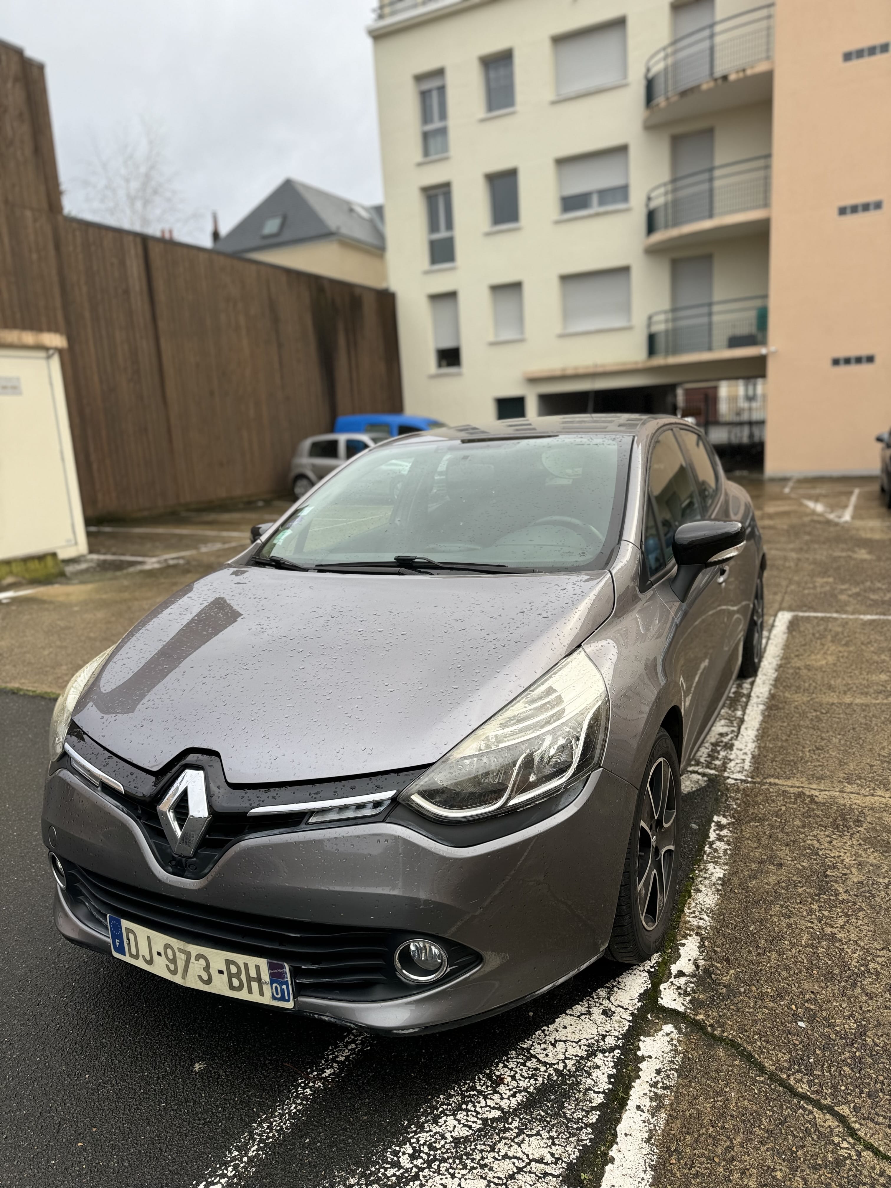 Renault Clio avec Climatisation