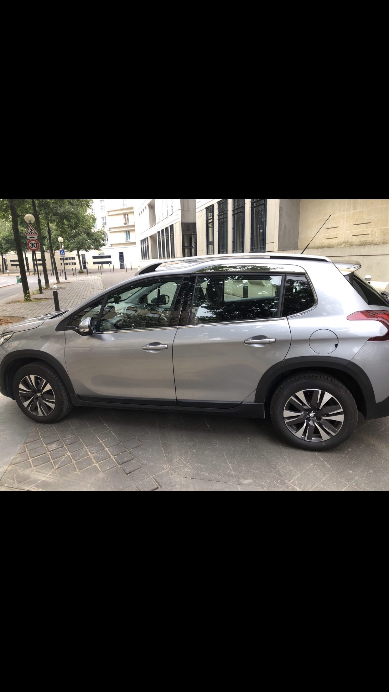 Peugeot 2008 avec Climatisation