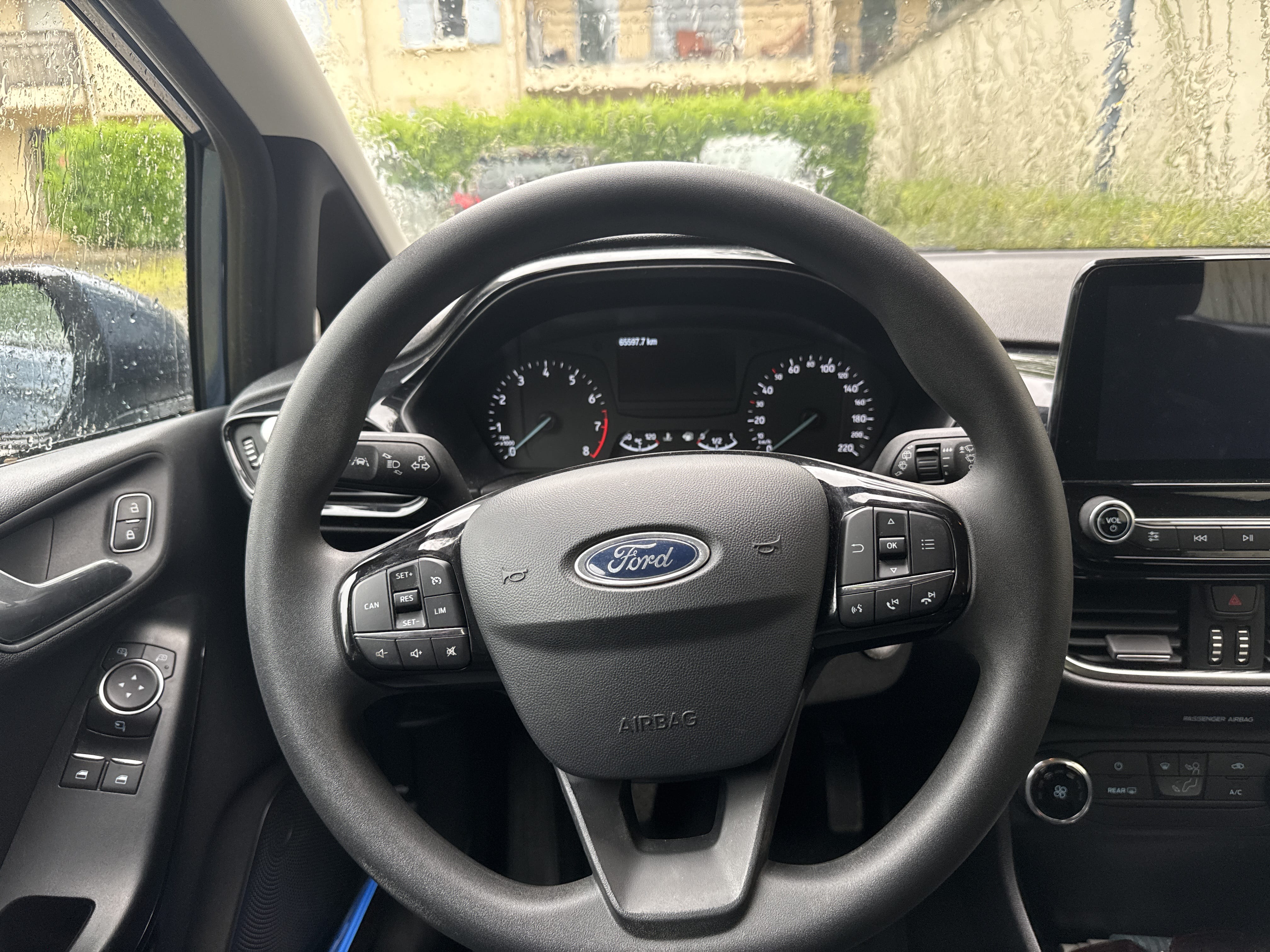 Ford Fiesta avec Régulateur de vitesse