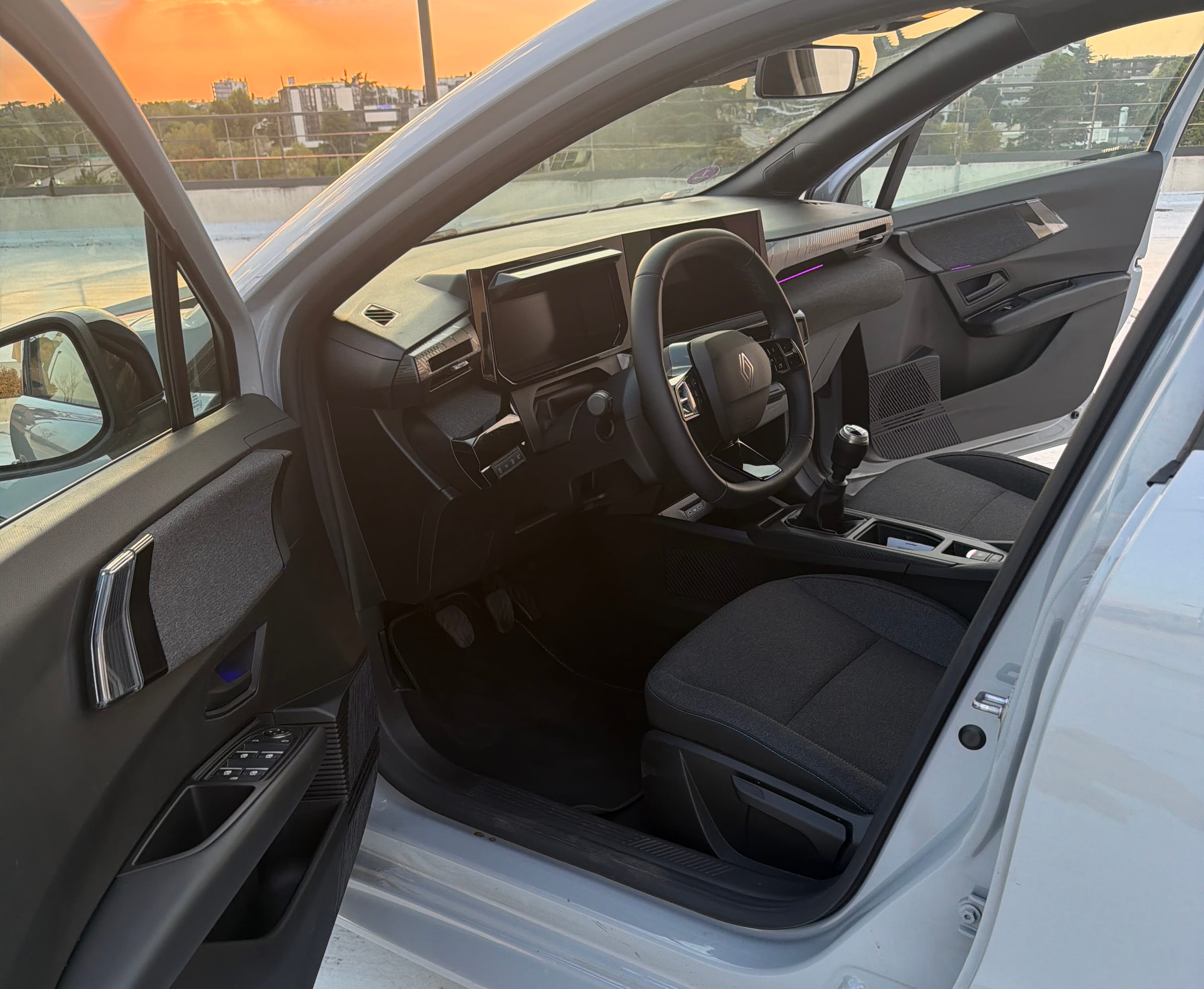Renault Clio 6 with Cruise control