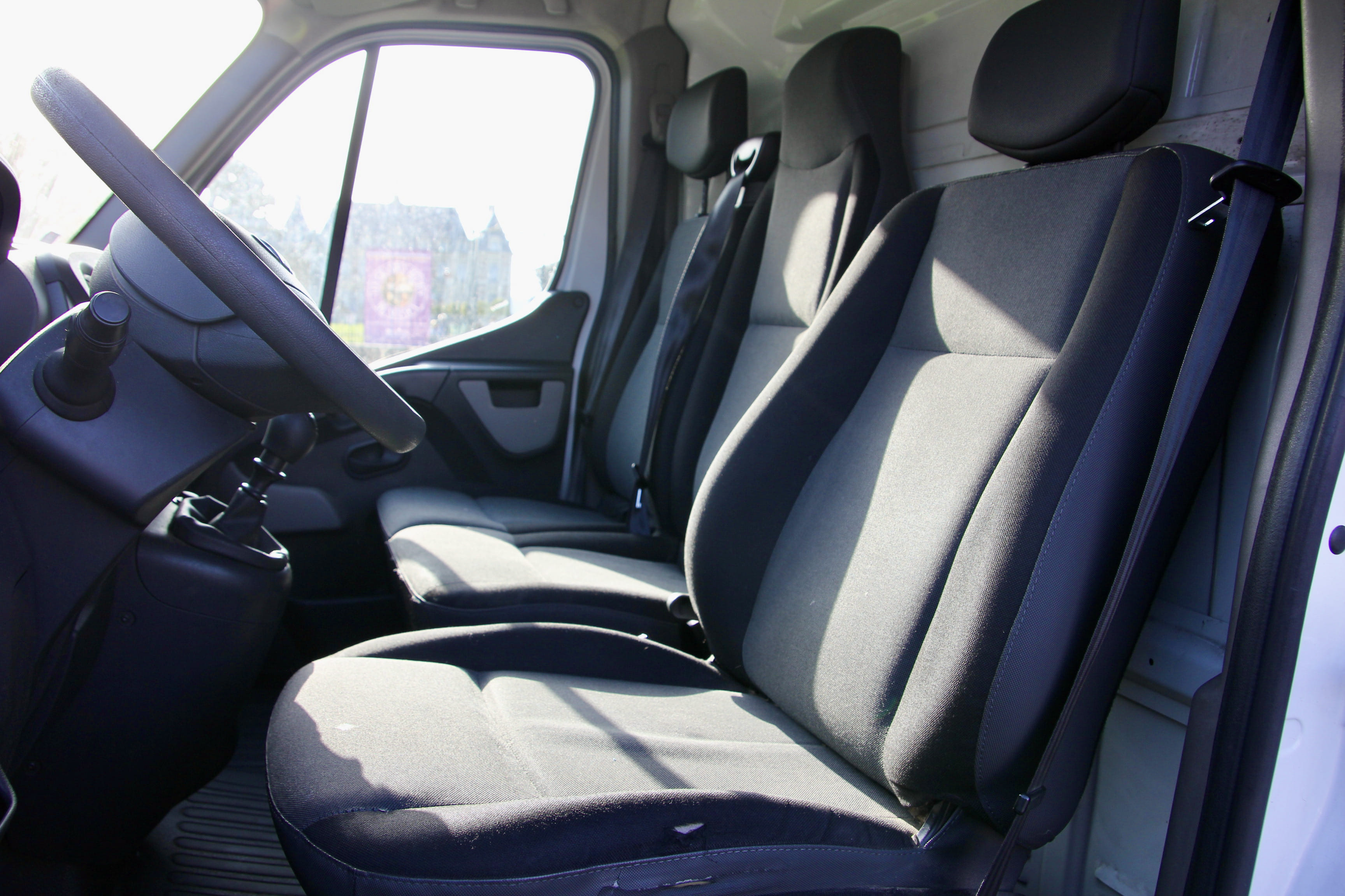 Nissan NV400