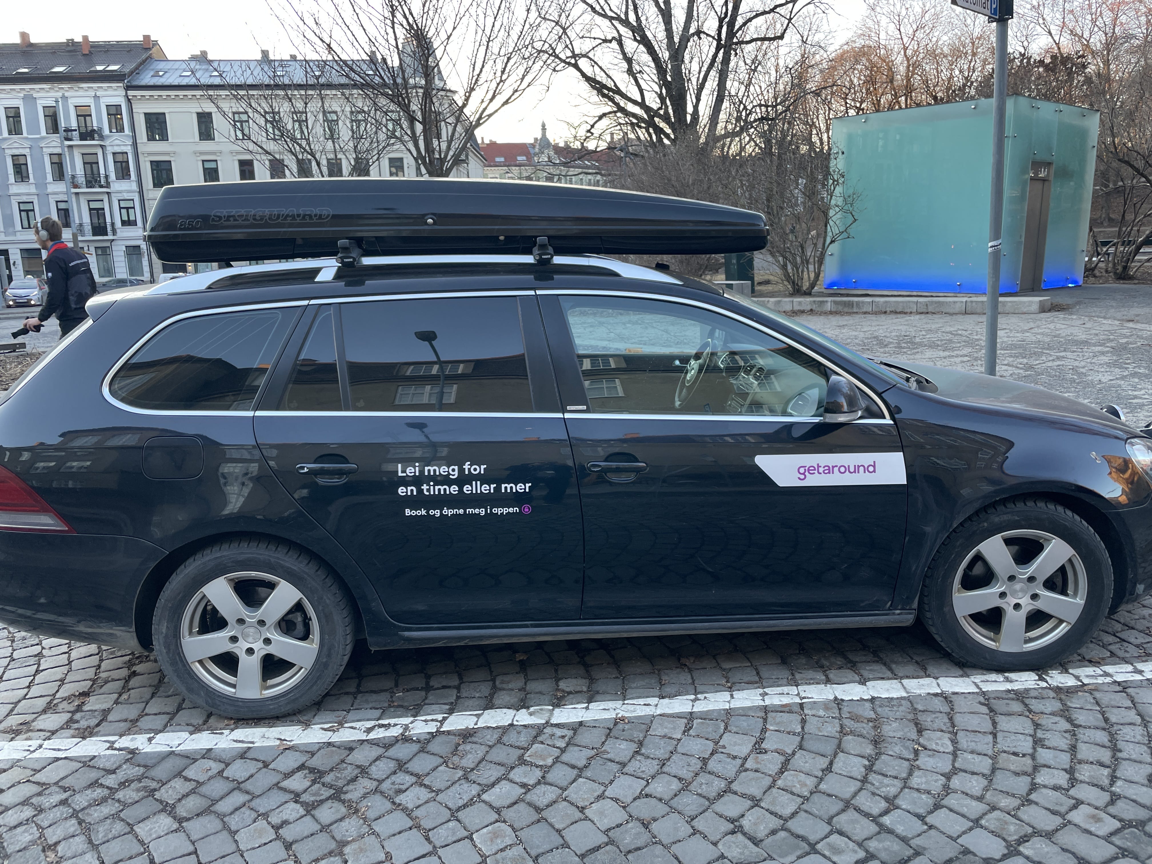 Volkswagen Golf Kombi with Air conditioning
