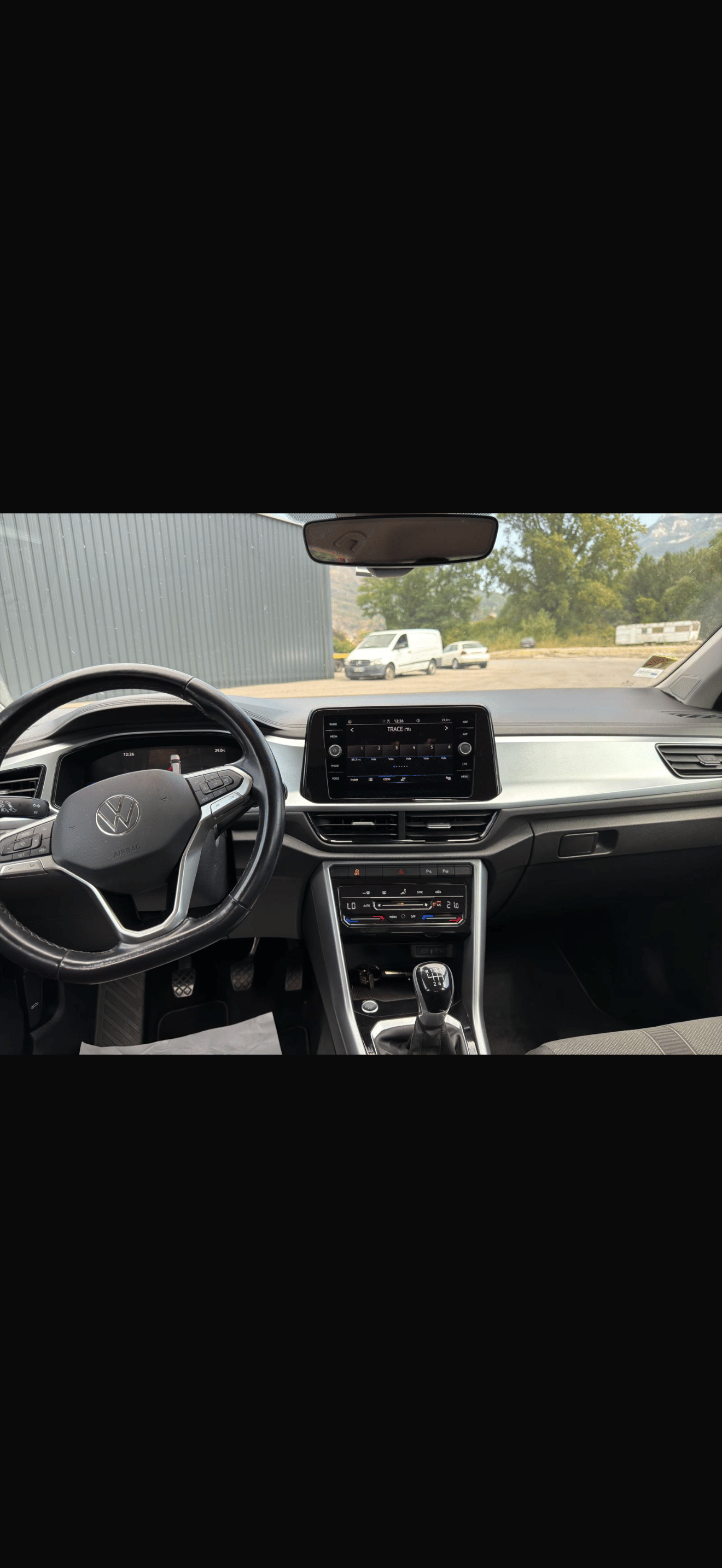 Volkswagen T-Roc avec GPS
