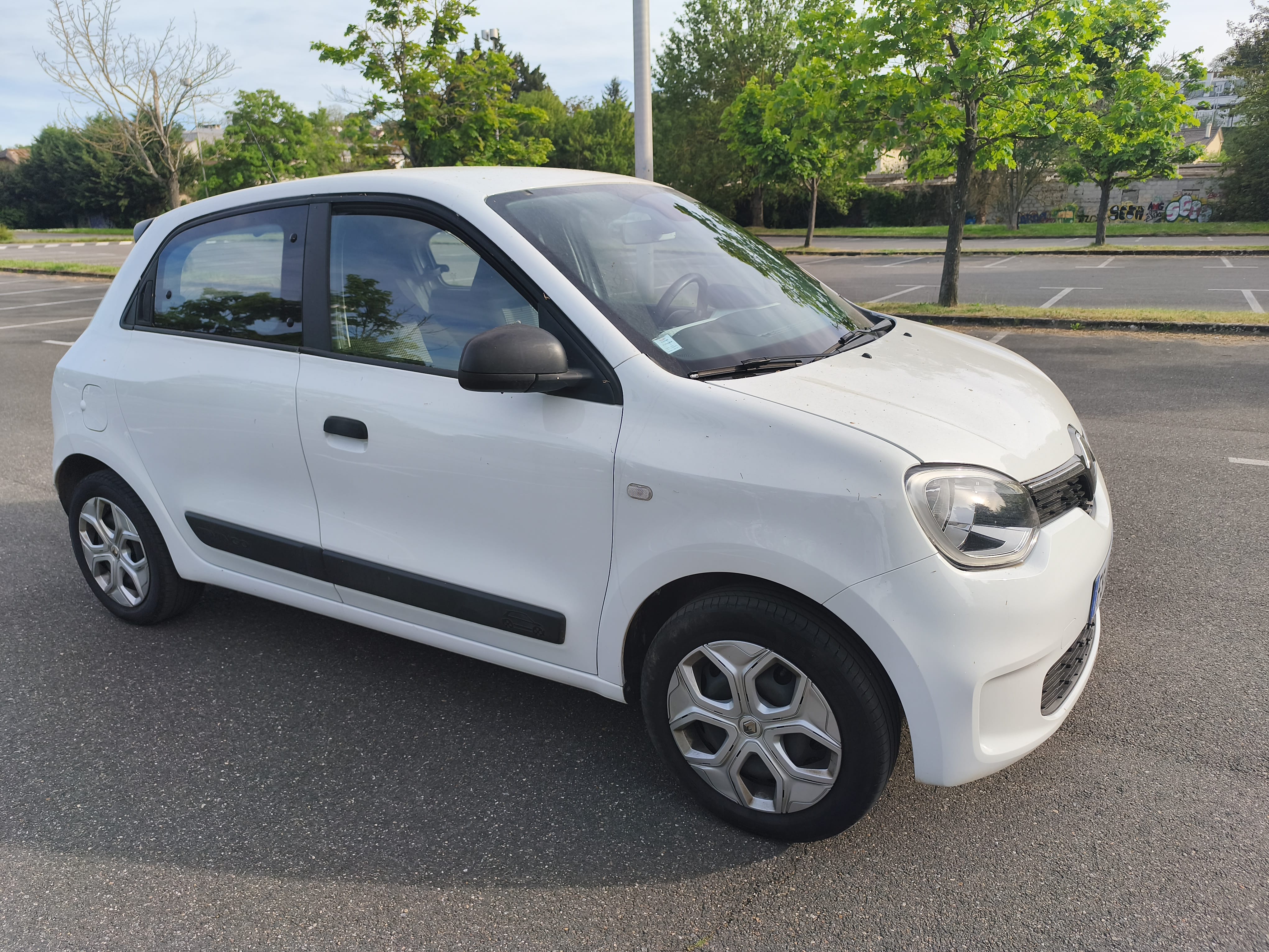 Renault Twingo III, 2020, Essence 95