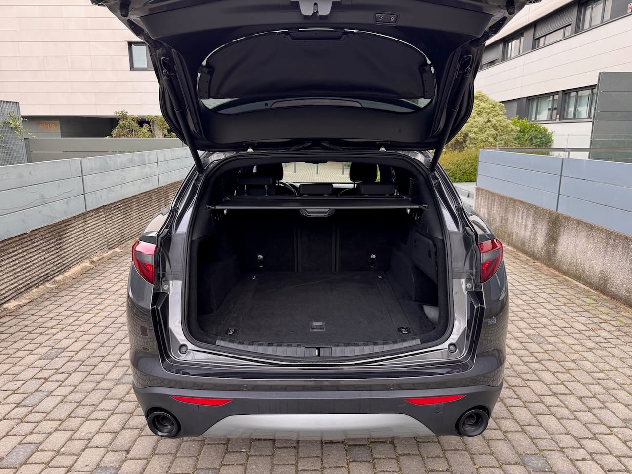 Alfa-Romeo Stelvio mit Bluetooth-Audio