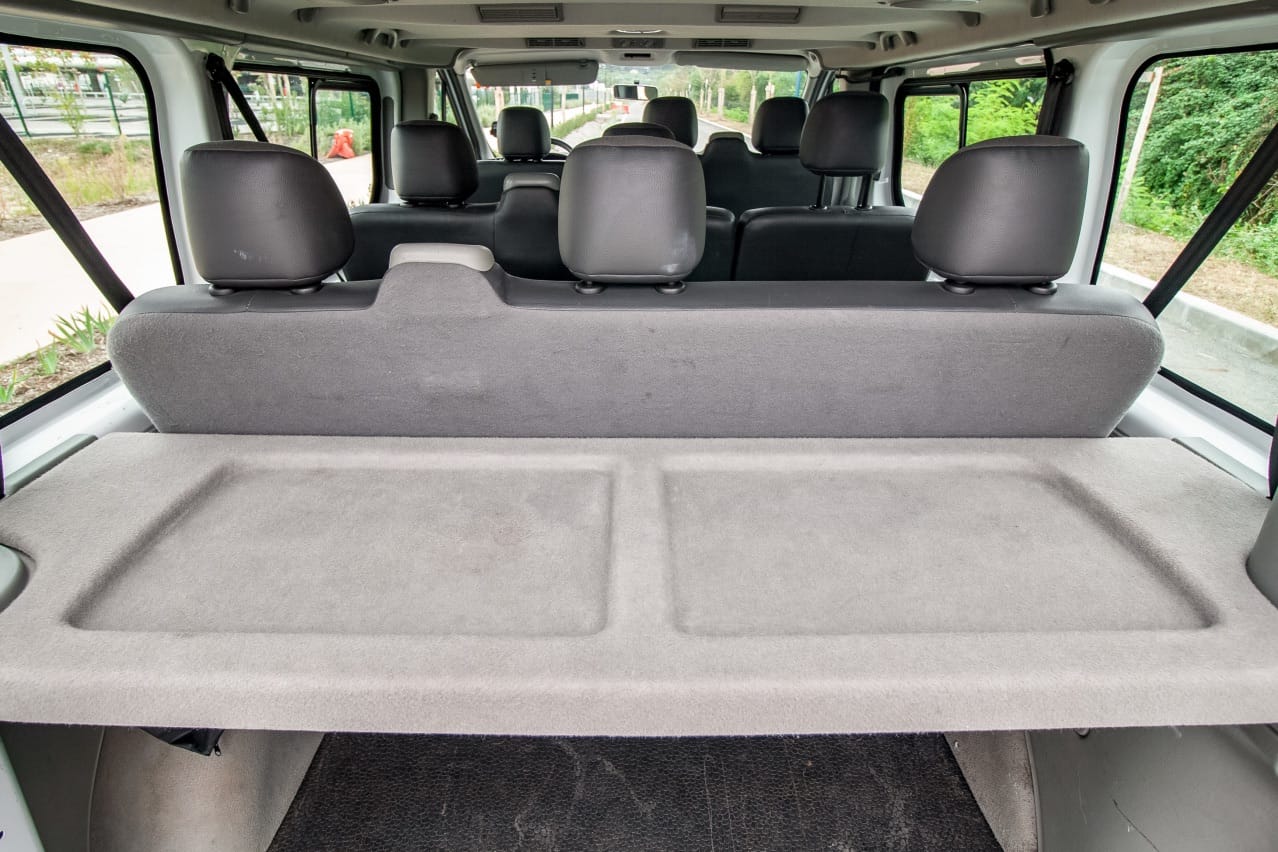 Renault Trafic Passenger  Louez le Renault Trafic 9 places – Confort, Espace et Économie pour Vos Déplacements !