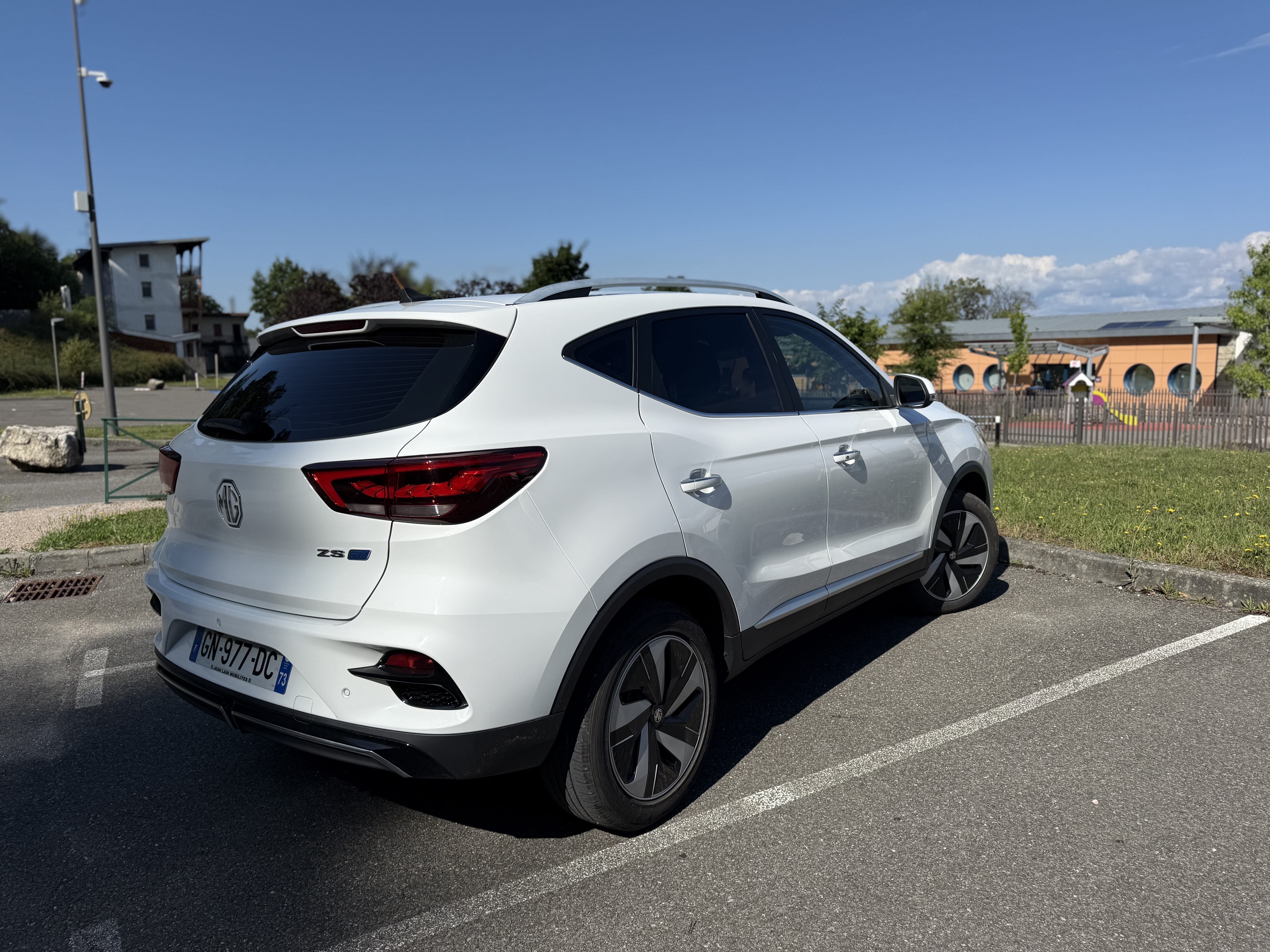 MG ZS EV avec Climatisation